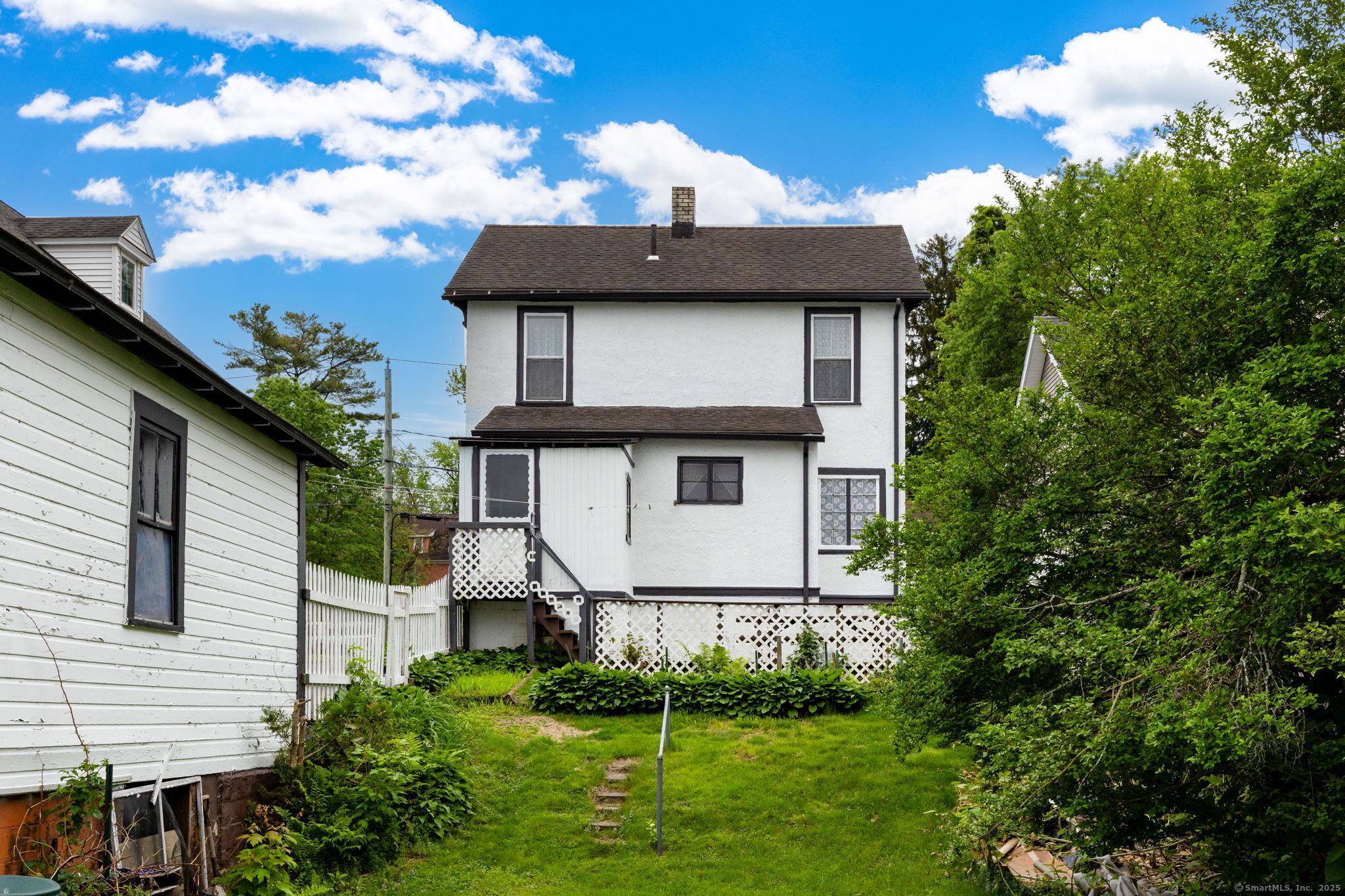 650 Broadview Terrace
