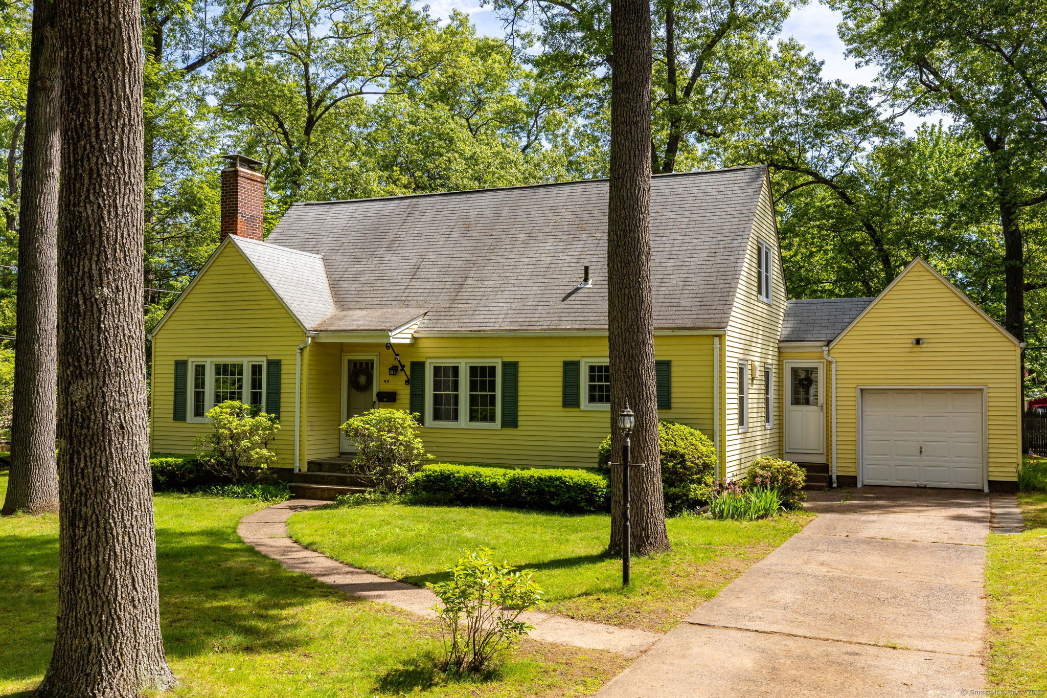 49 Olcott Drive