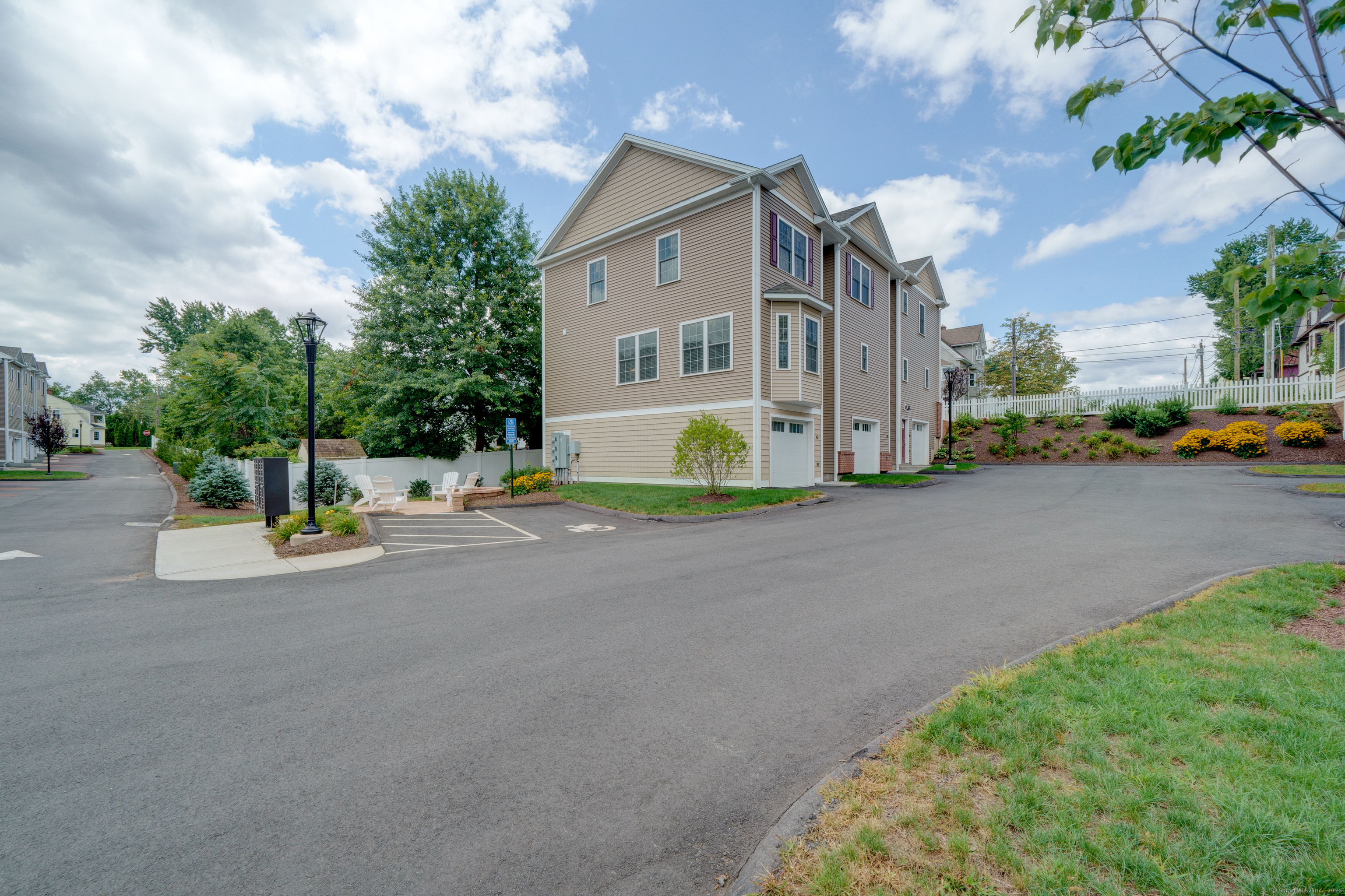 35 Ringgold Street 403