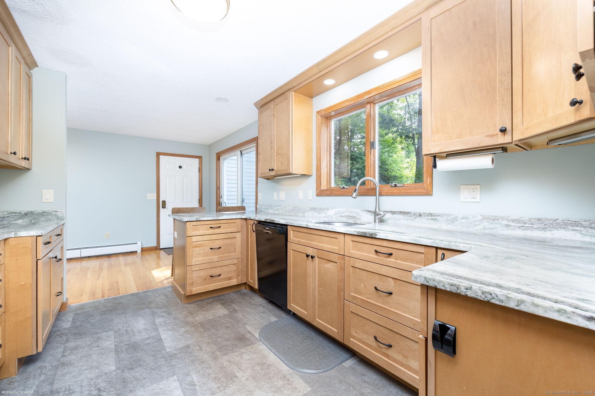 6 Pinecrest Road