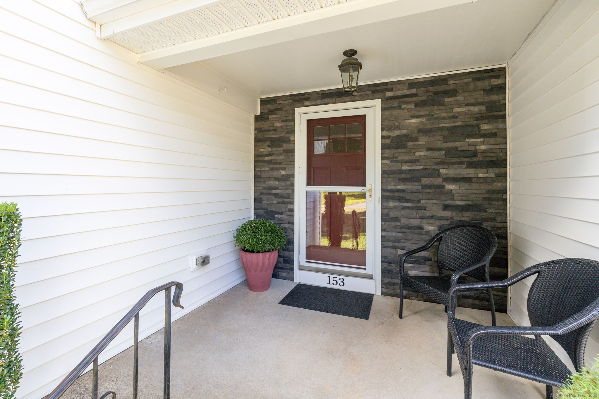153 Long Hill Drive