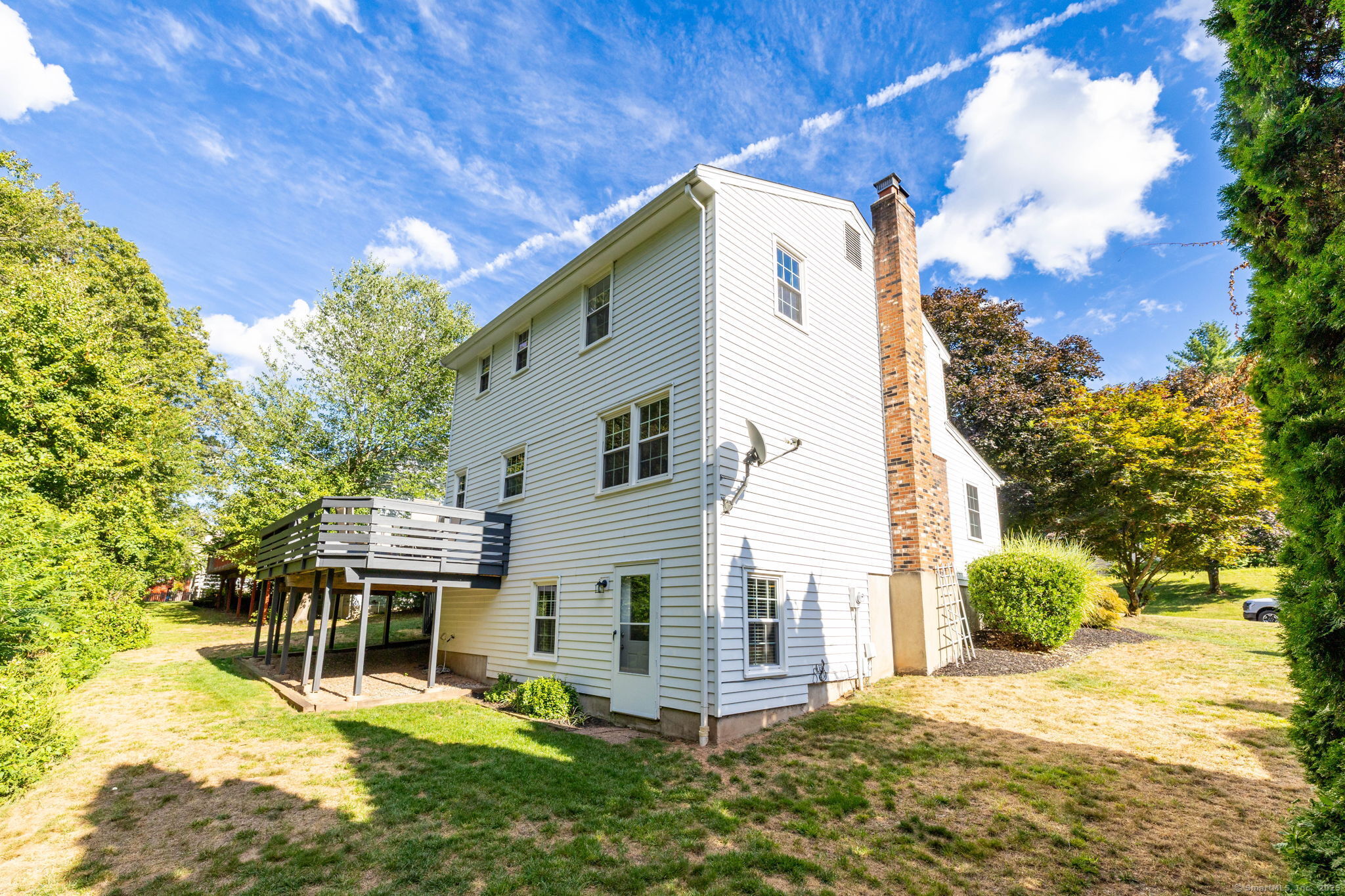 153 Long Hill Drive