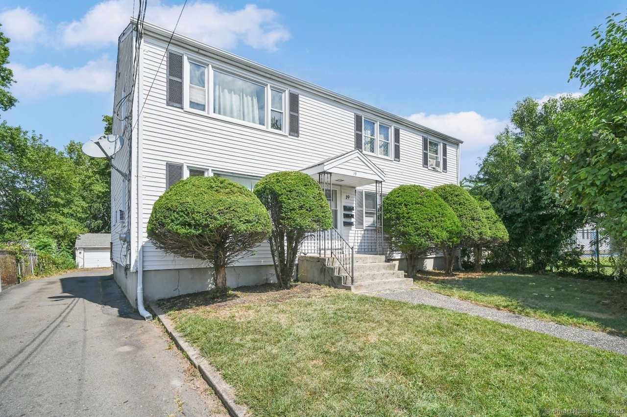 19 Ridgewood Street