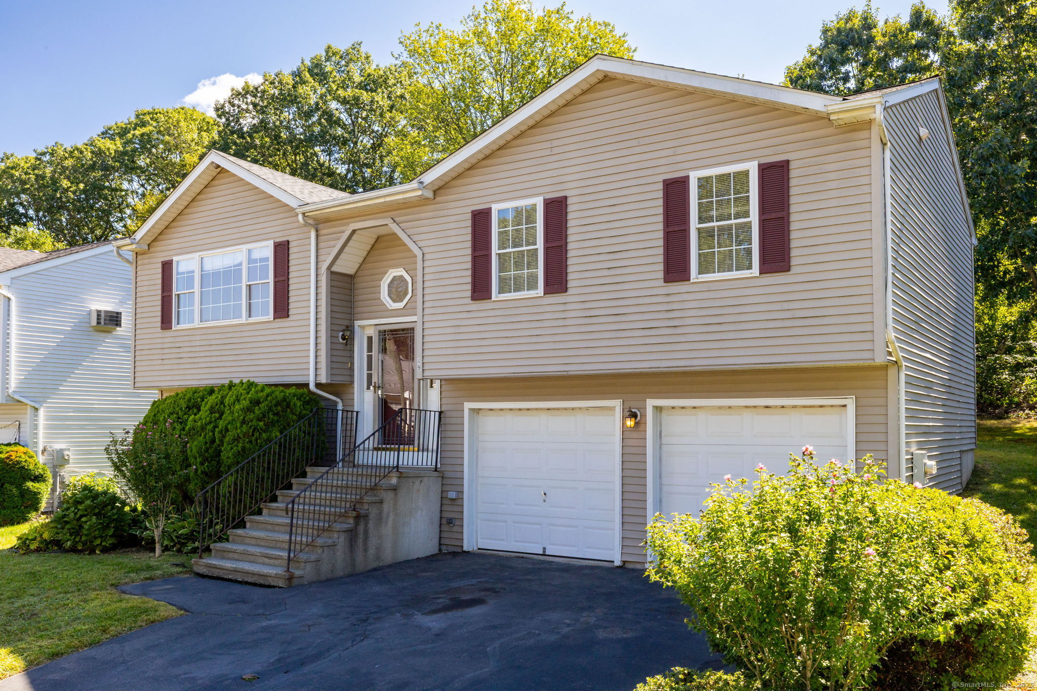 49 Midvale Avenue