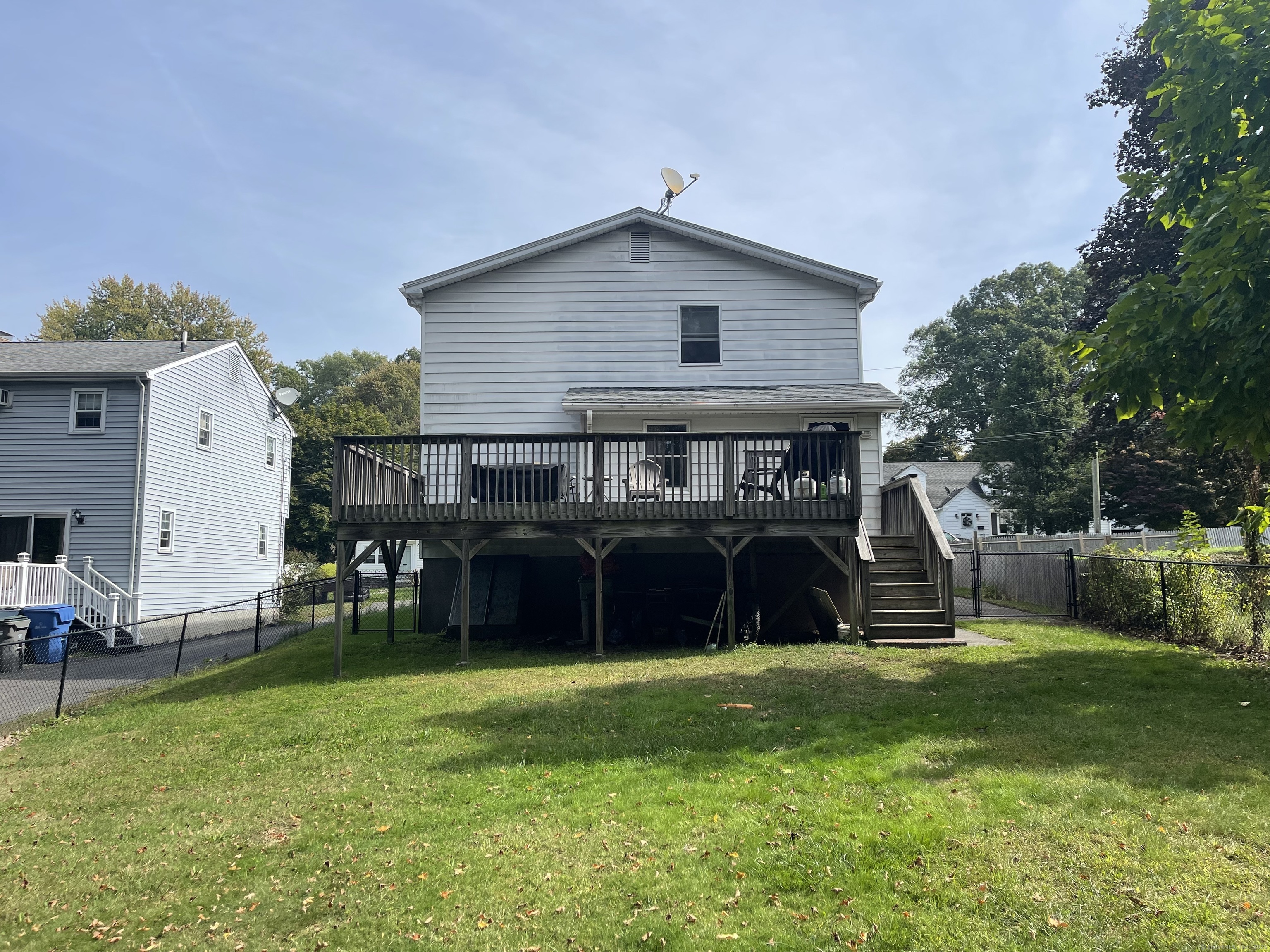 18 Earl Street