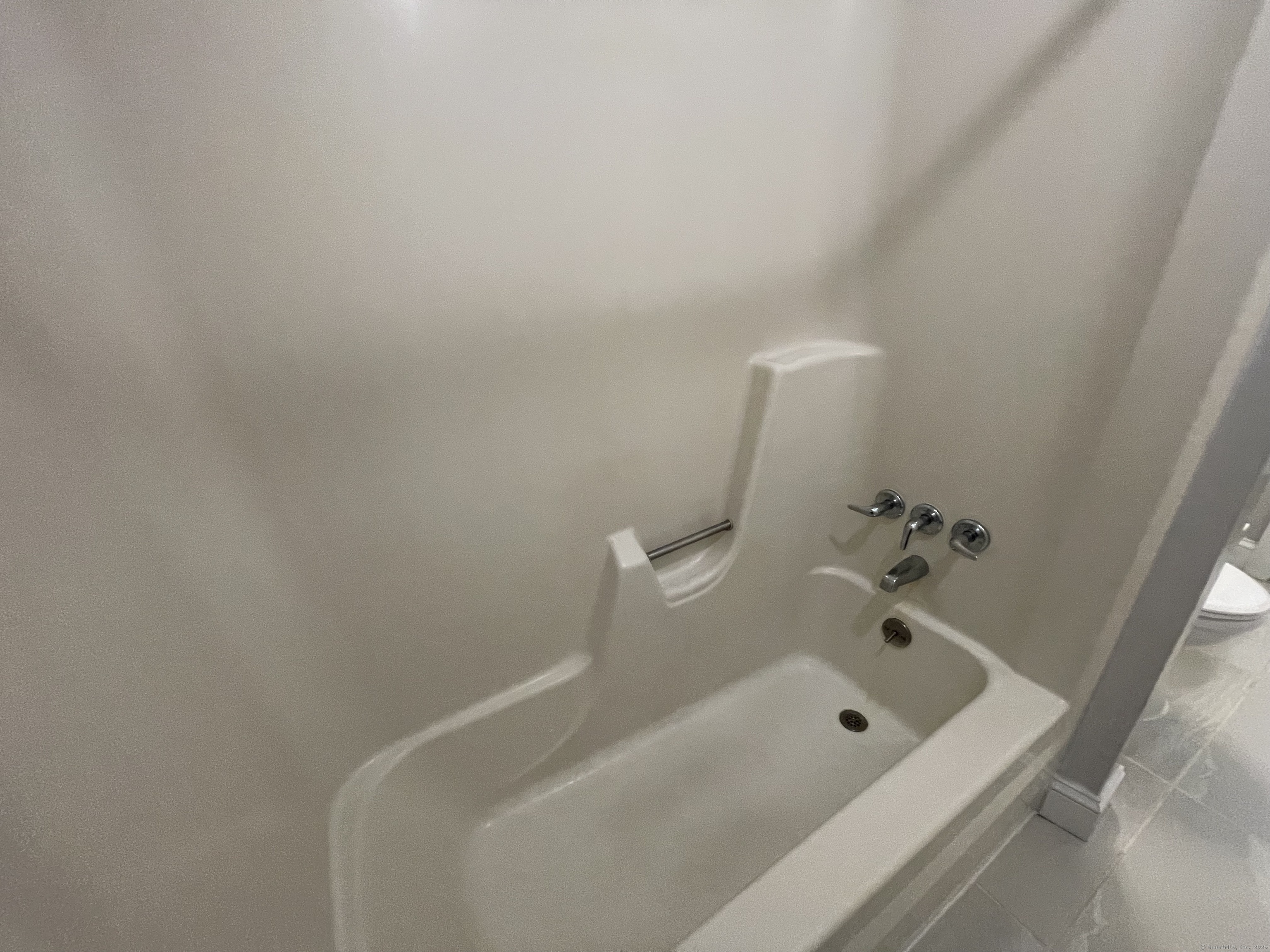 949 Pleasant Valley Road 801