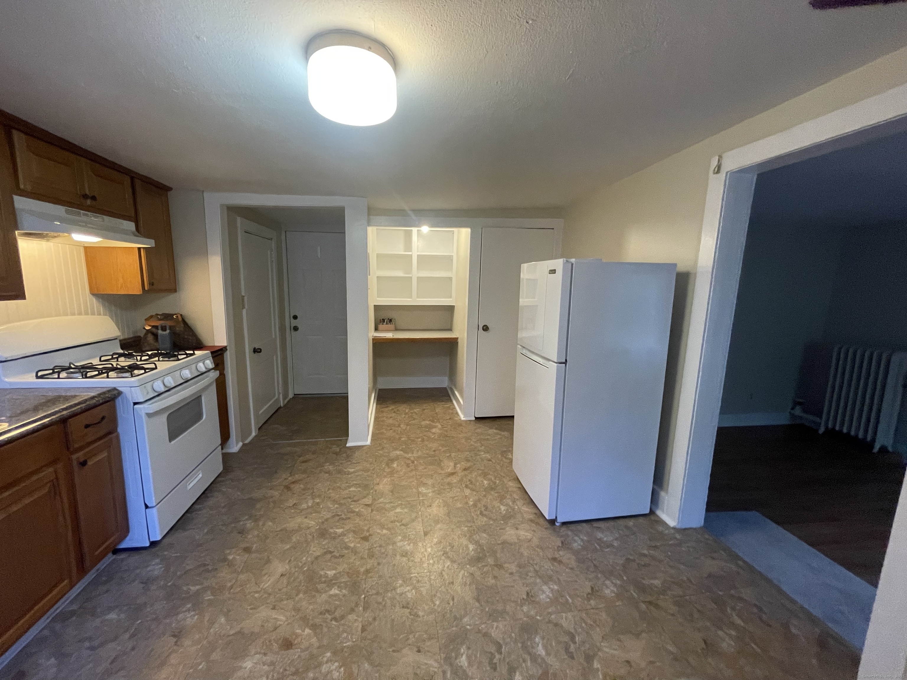 42 Fisher Hill Road 3