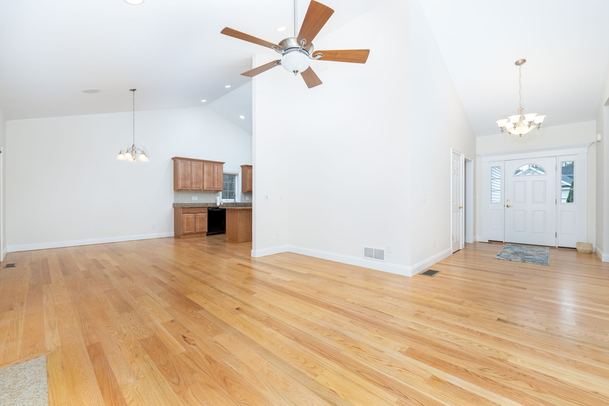 6 Village Court 6