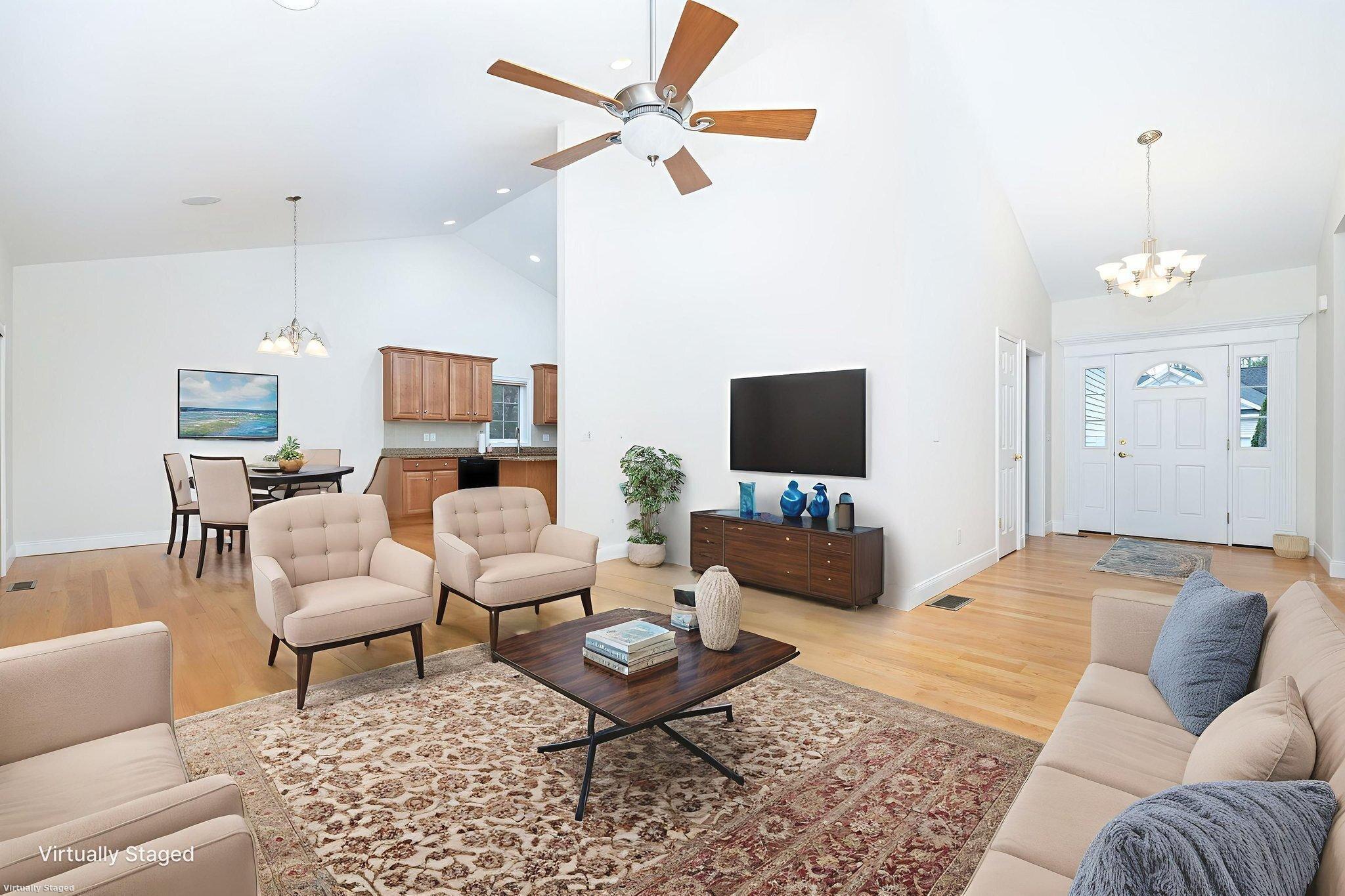 6 Village Court 6
