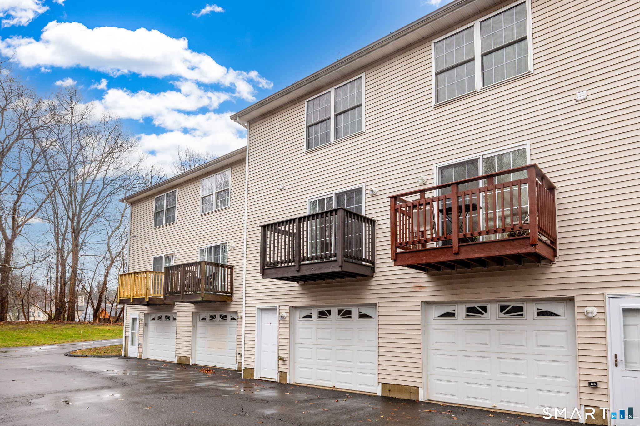 240 Wesley Street APT 4