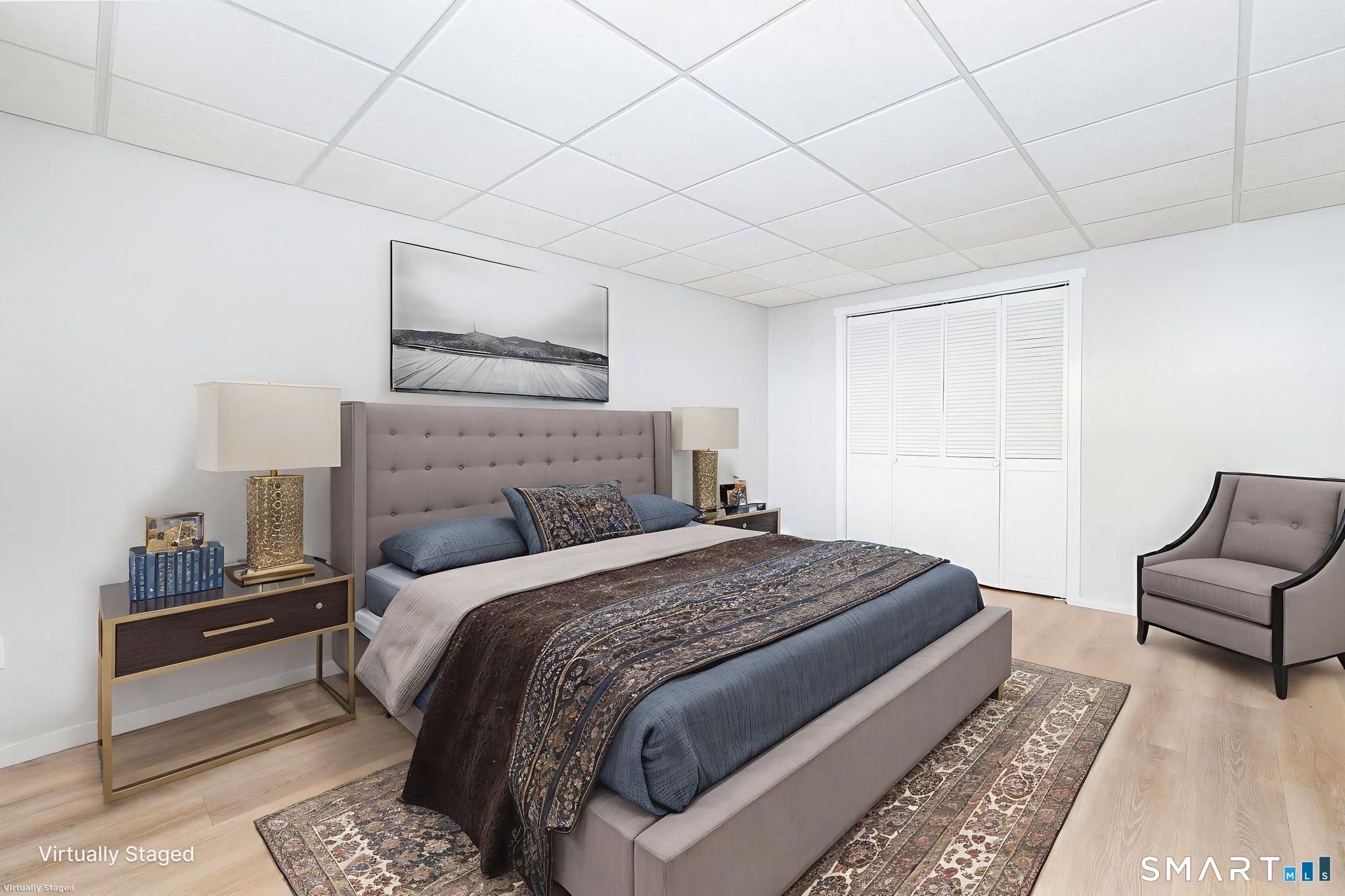 949 Pleasant Valley Road 8-1