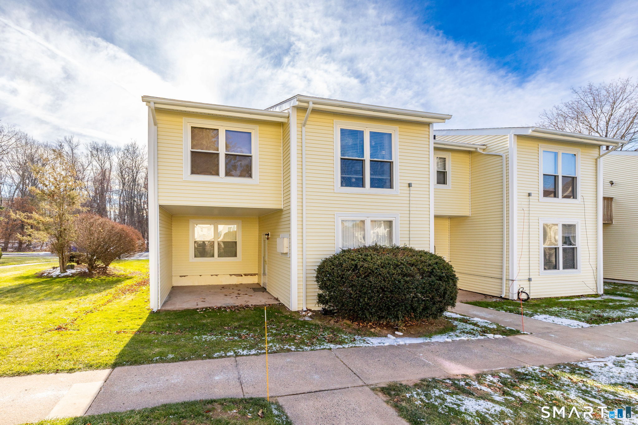 949 Pleasant Valley Road 8-1