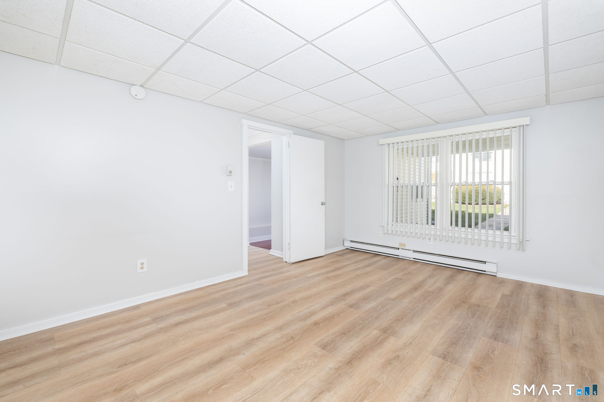 949 Pleasant Valley Road 8-1