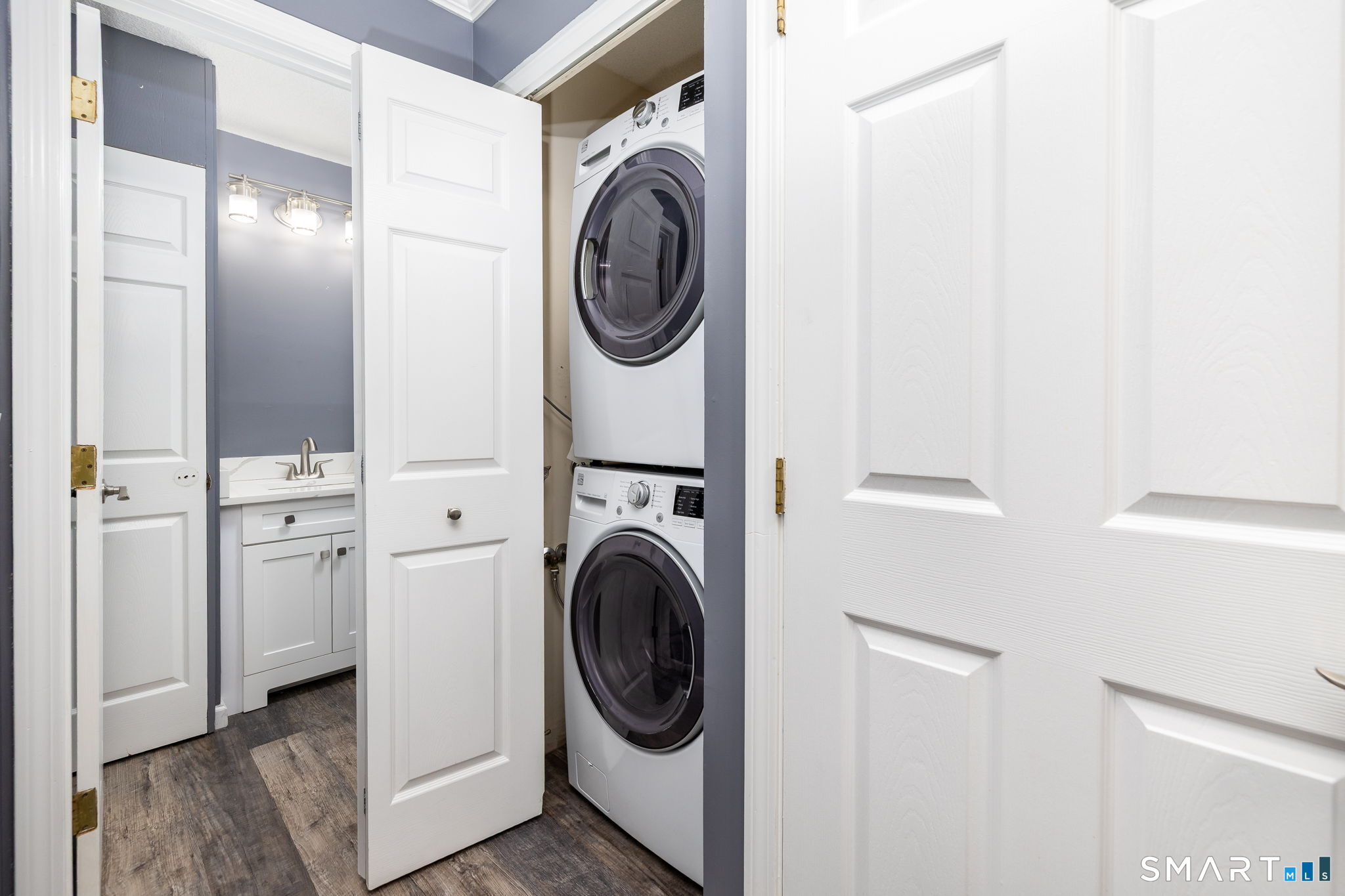 27 Folkstone Road APT C