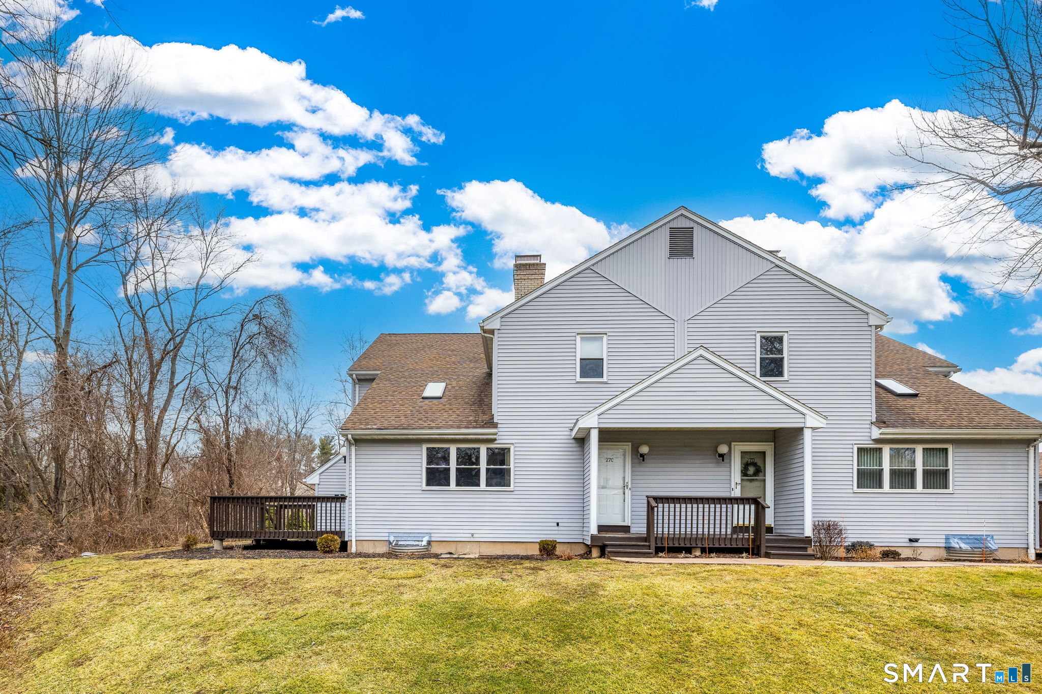 27 Folkstone Road APT C