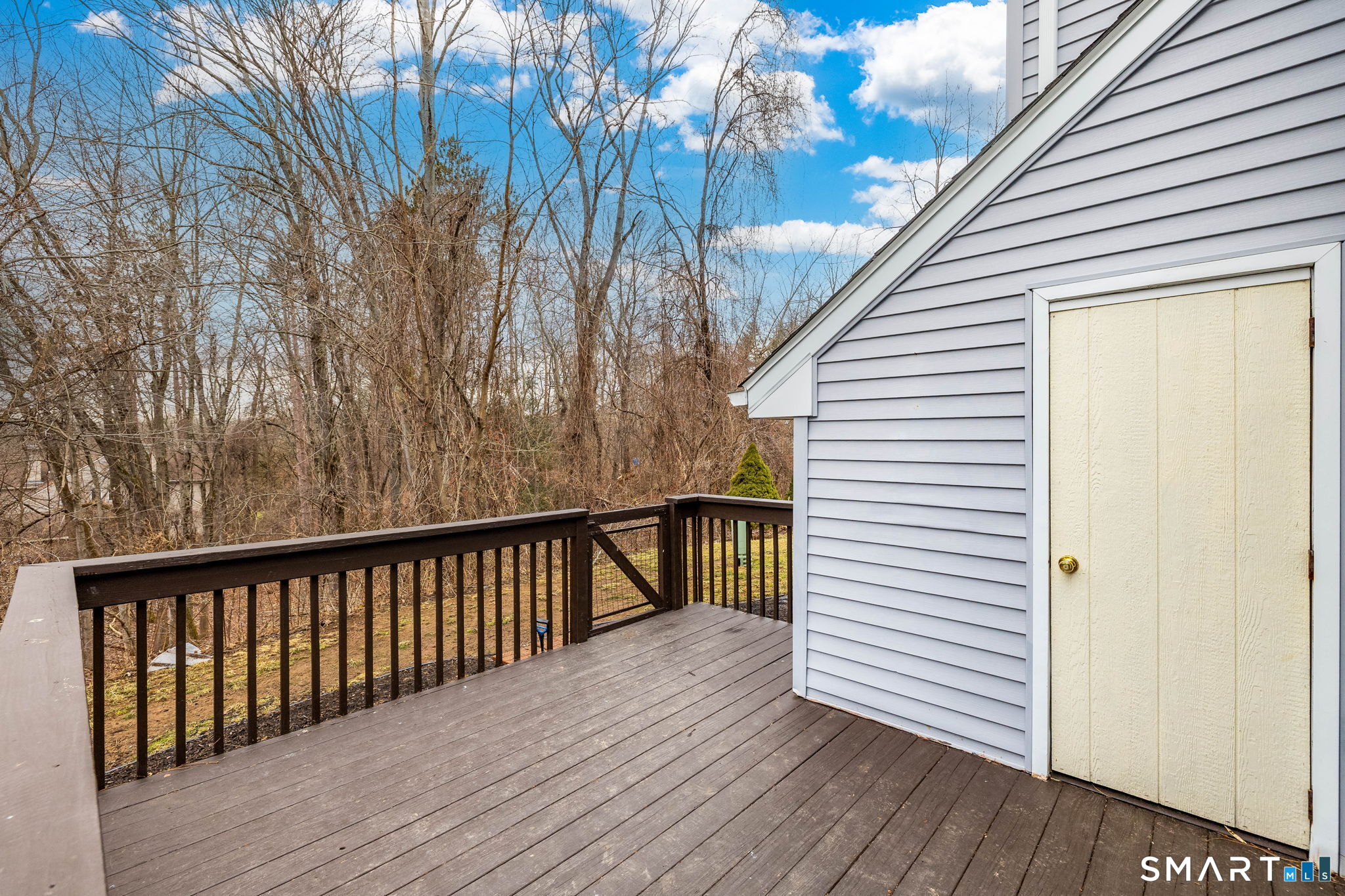 27 Folkstone Road APT C