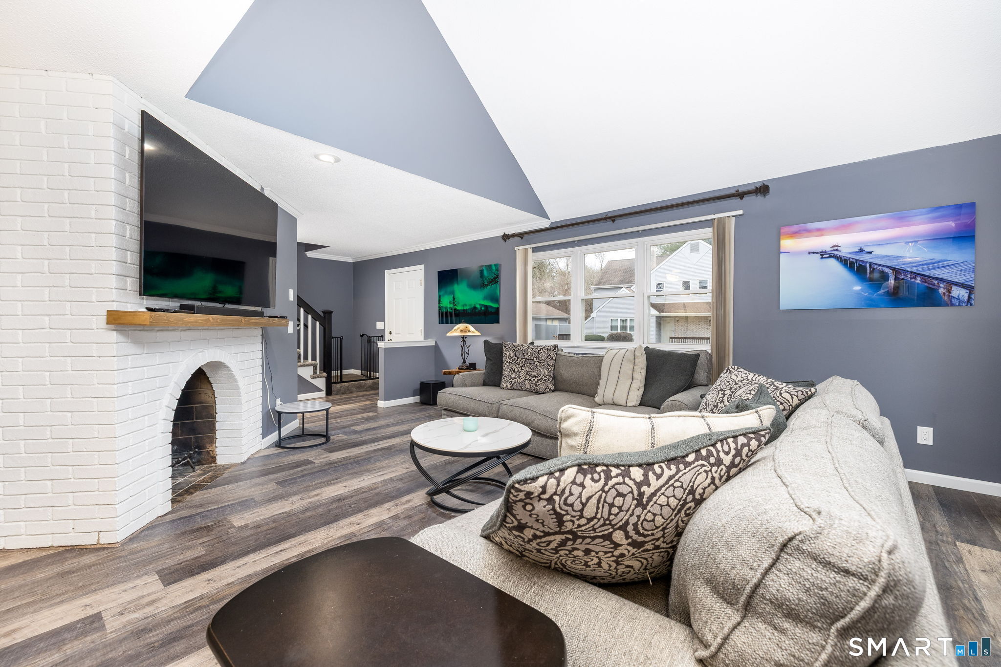 27 Folkstone Road APT C