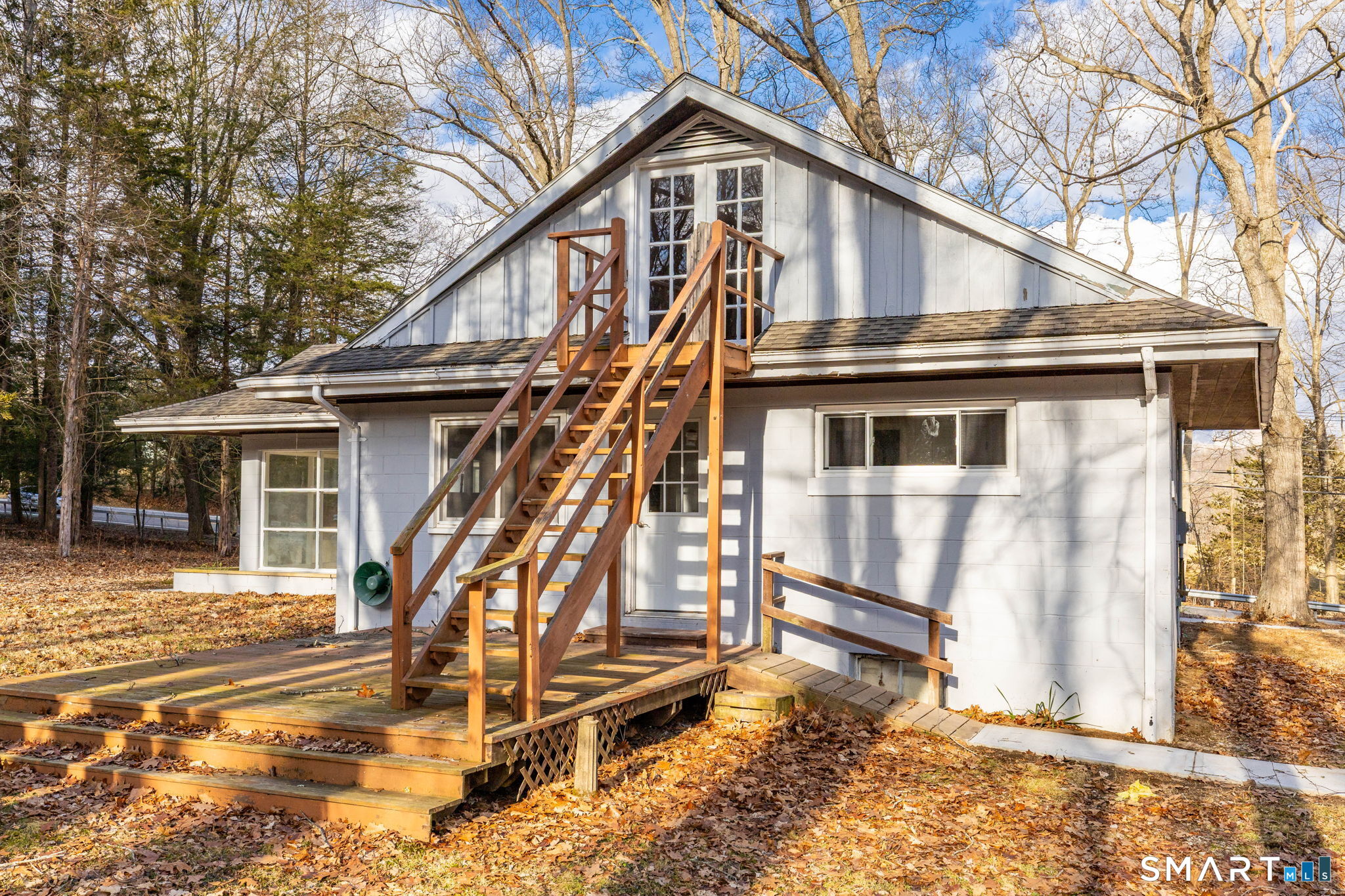 461 Pond Road