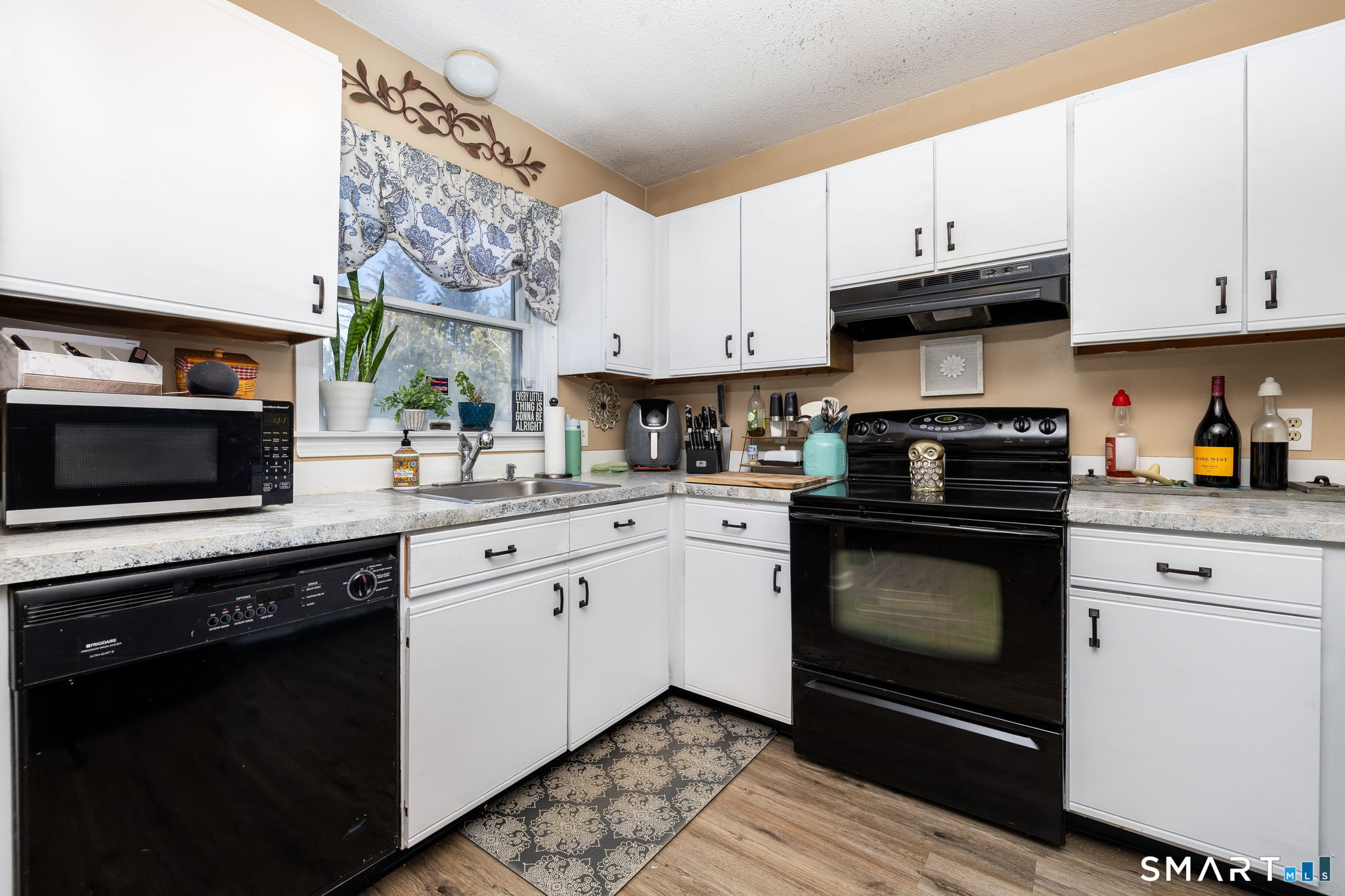 104 Lake Vista Drive 104