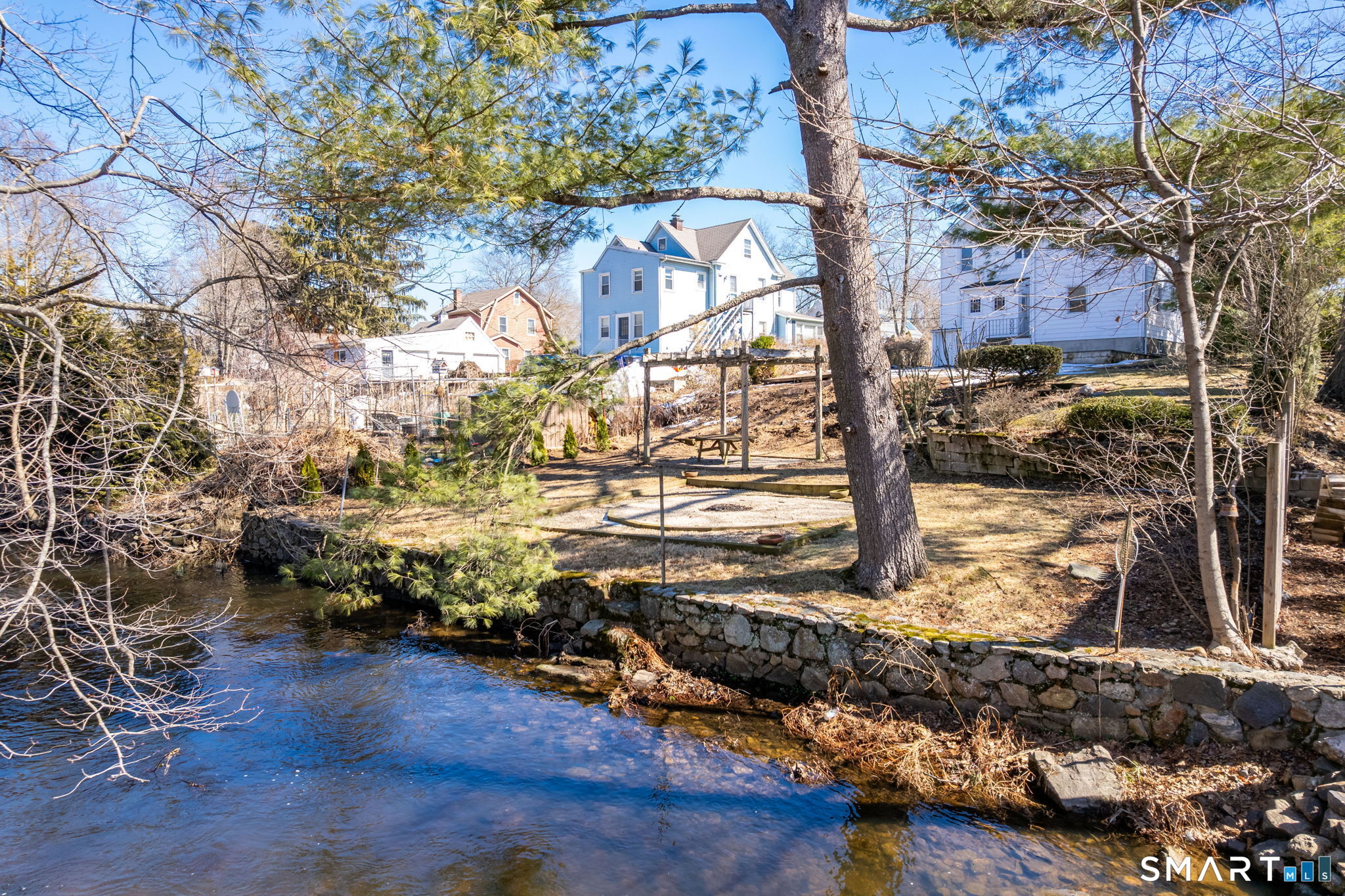 23 Greenwood Avenue