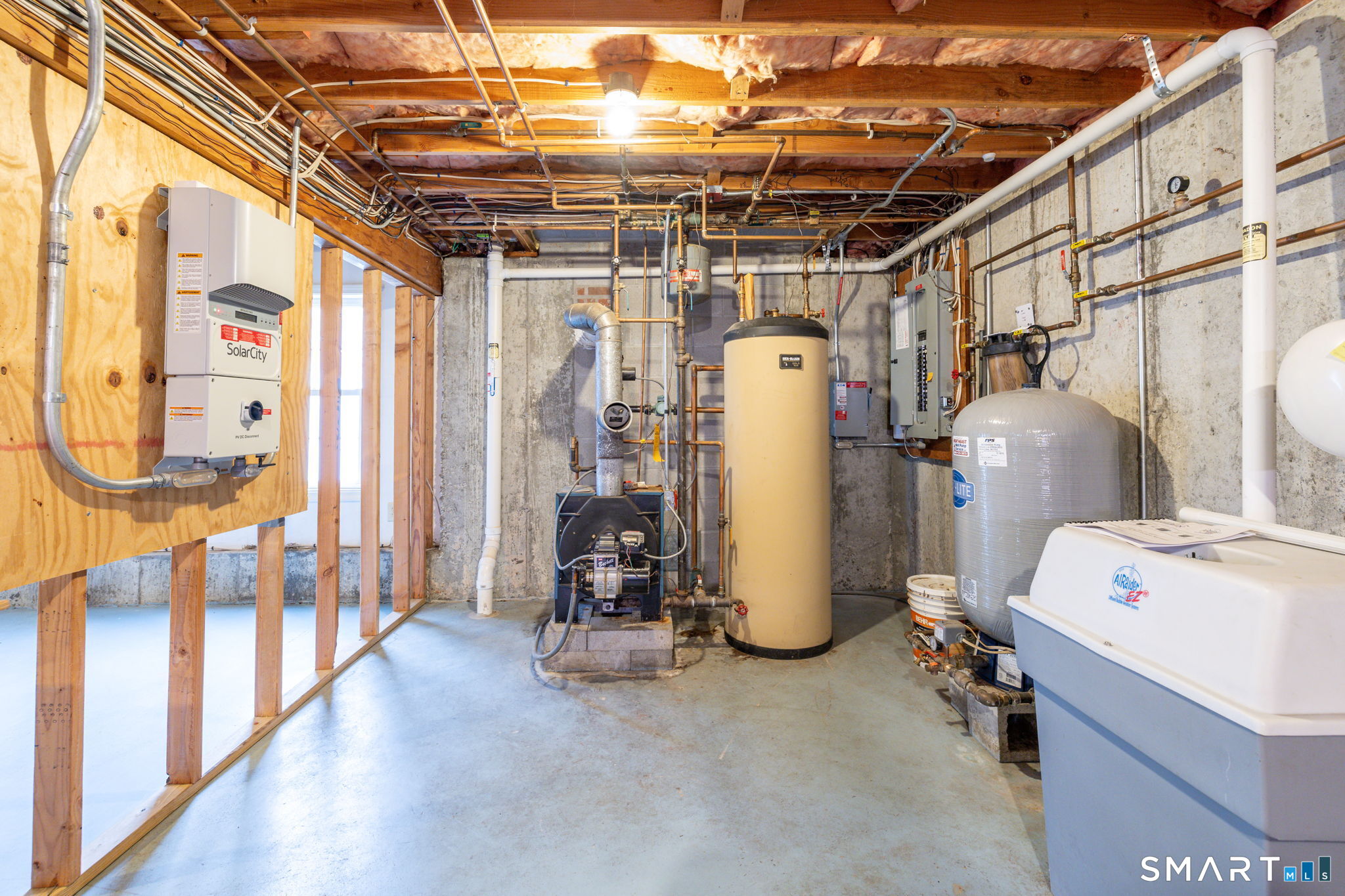 559 West Main Street