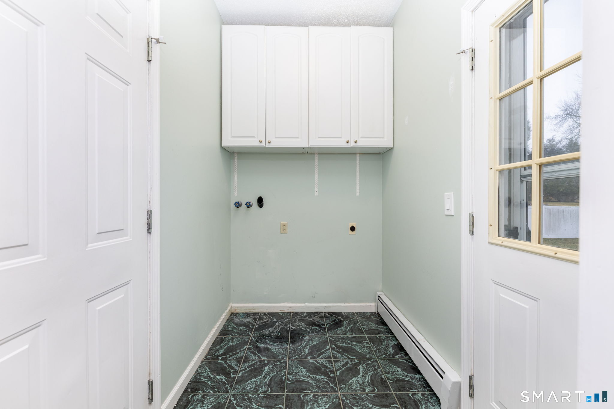 559 West Main Street