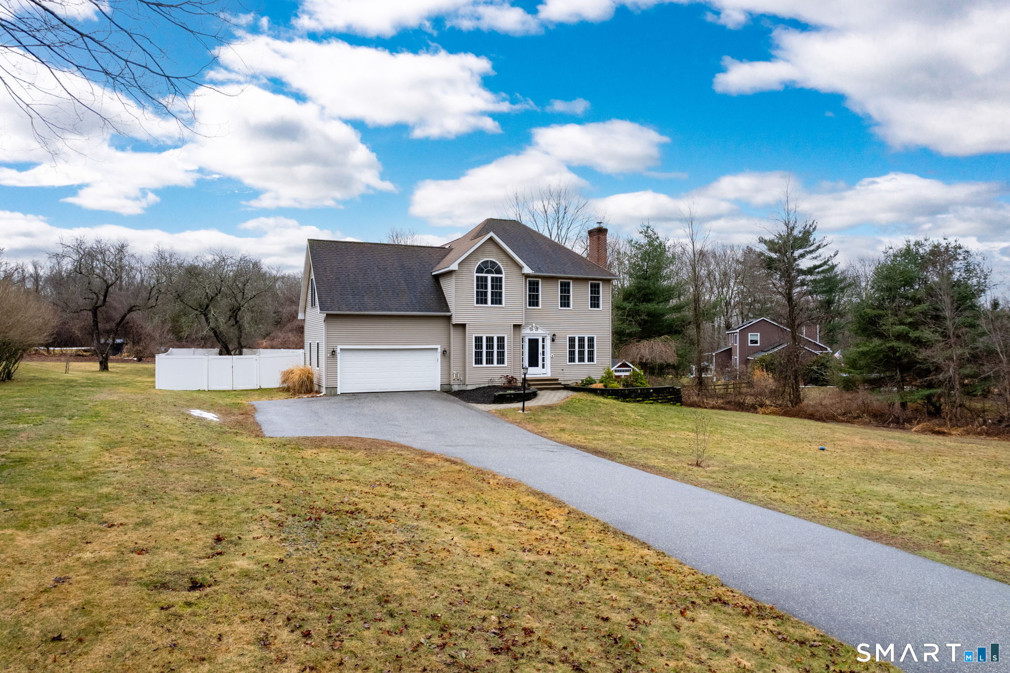 559 West Main Street