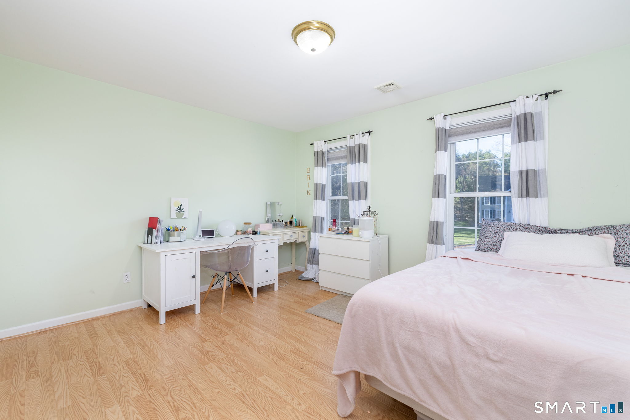 3 Candlewood Court