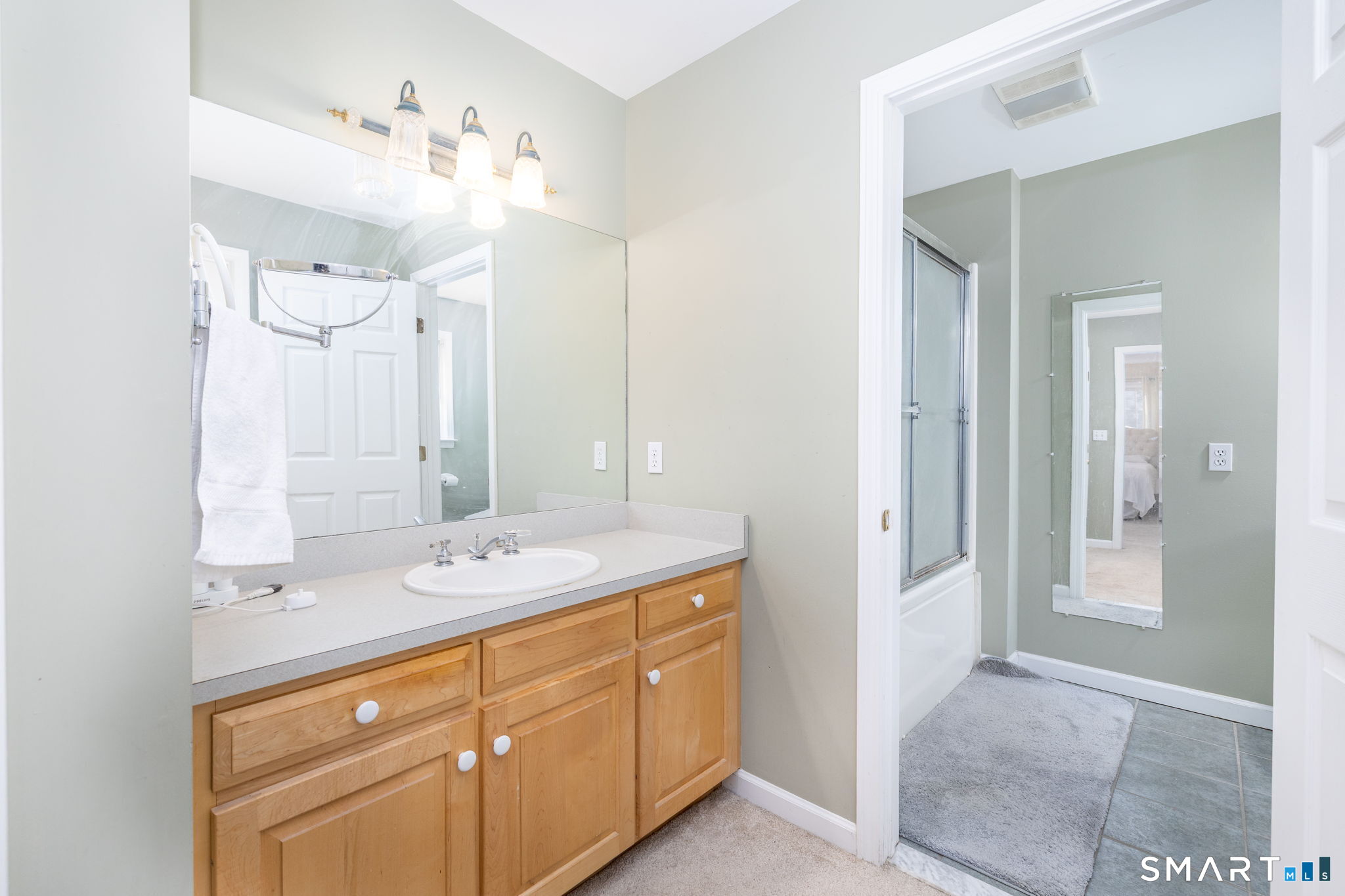 3 Candlewood Court