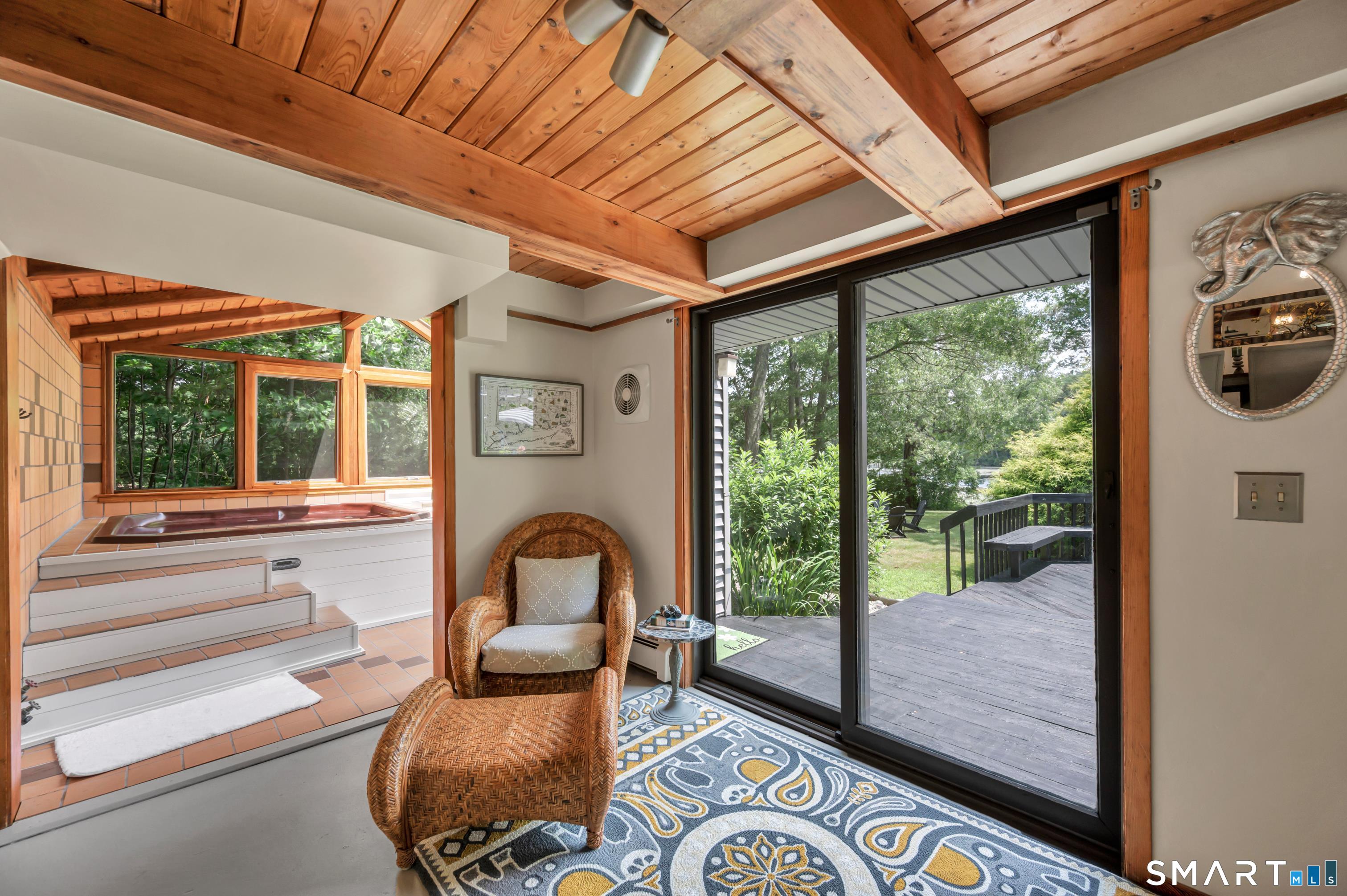 106 Hunt Road