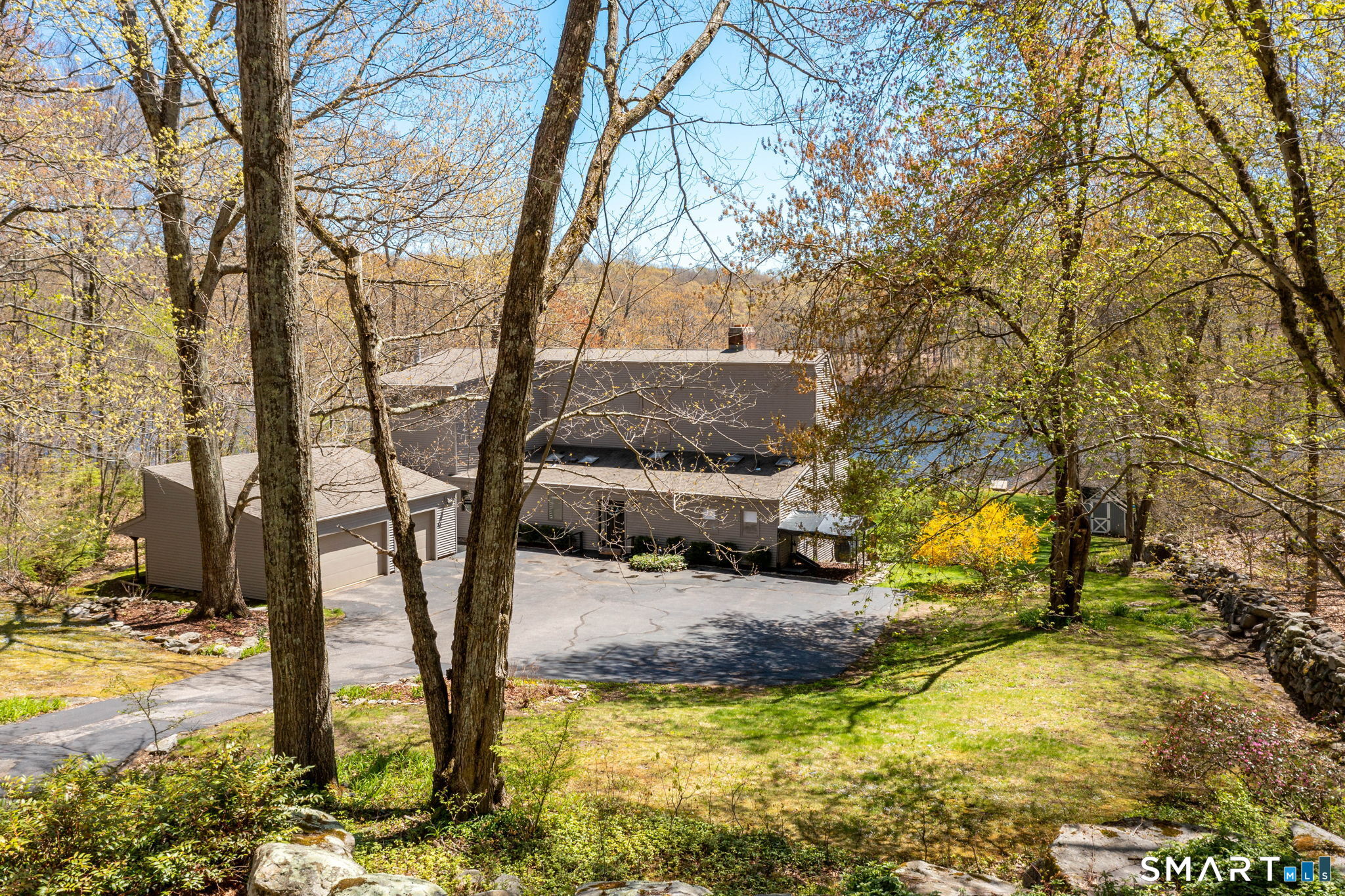 106 Hunt Road