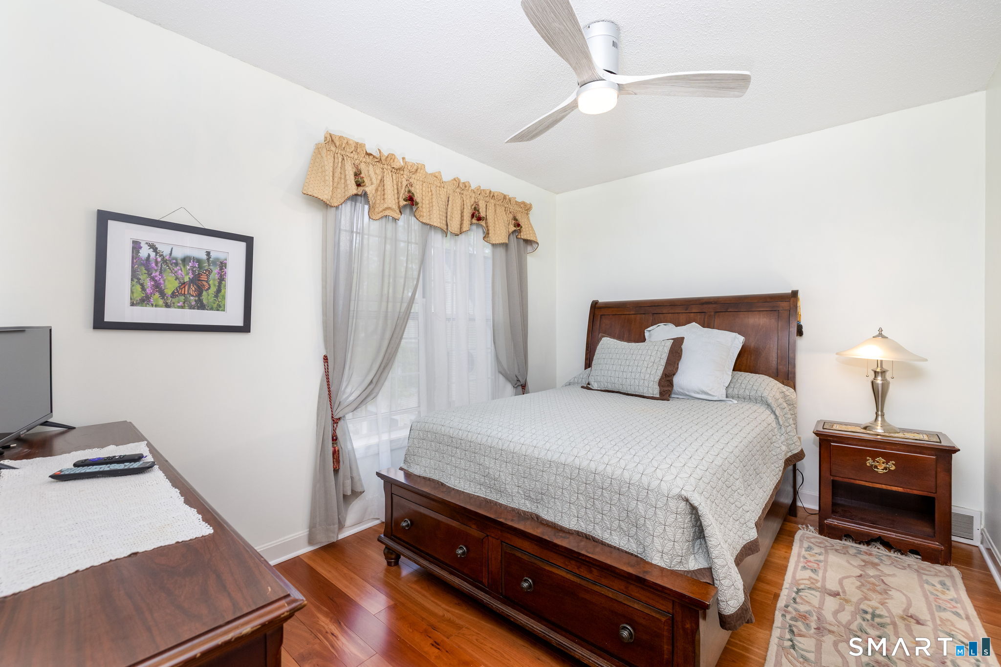 8 Whitward Place
