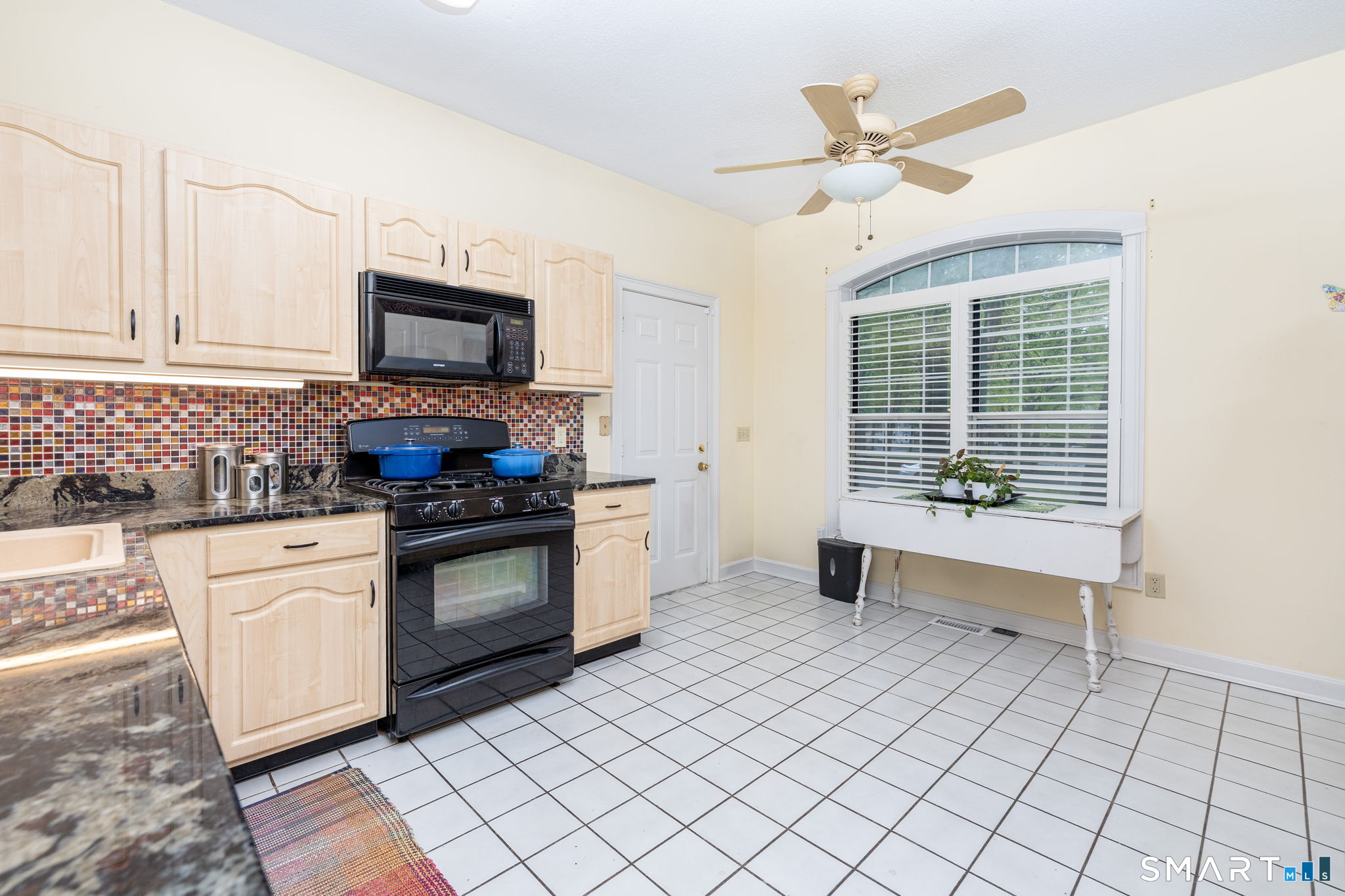 8 Whitward Place