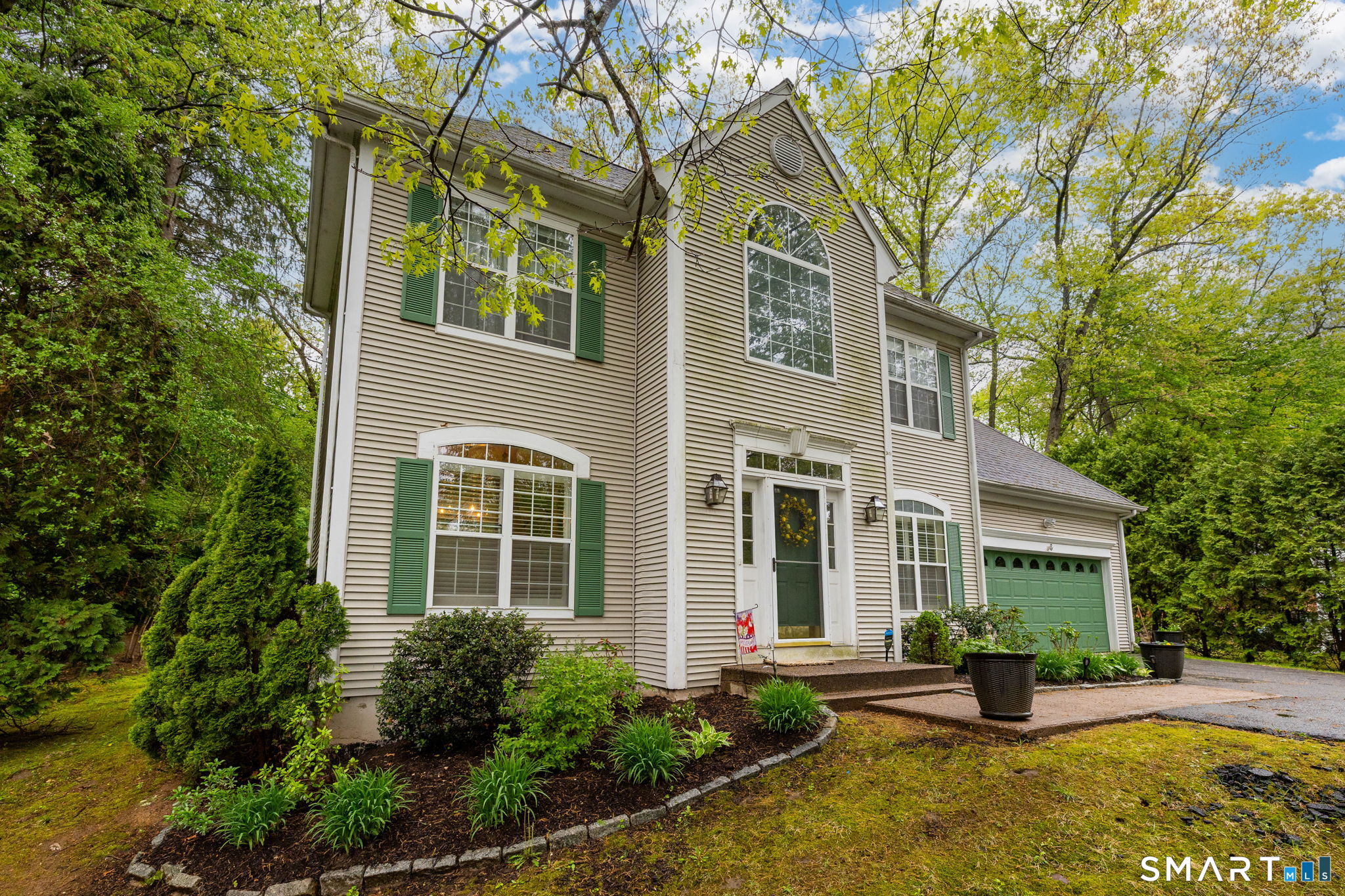 8 Whitward Place