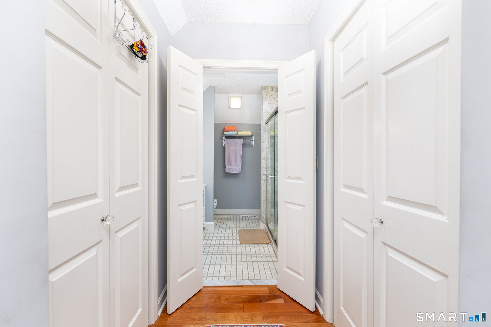 8 Whitward Place