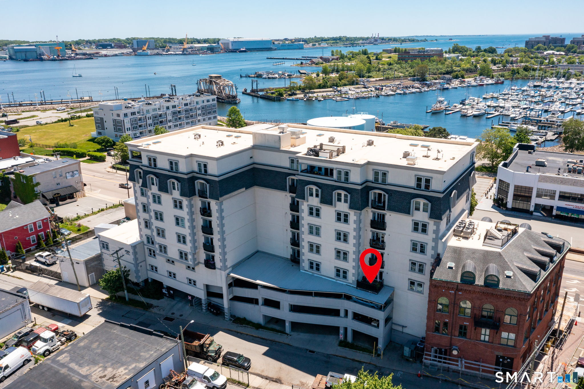 461 Bank Street 408