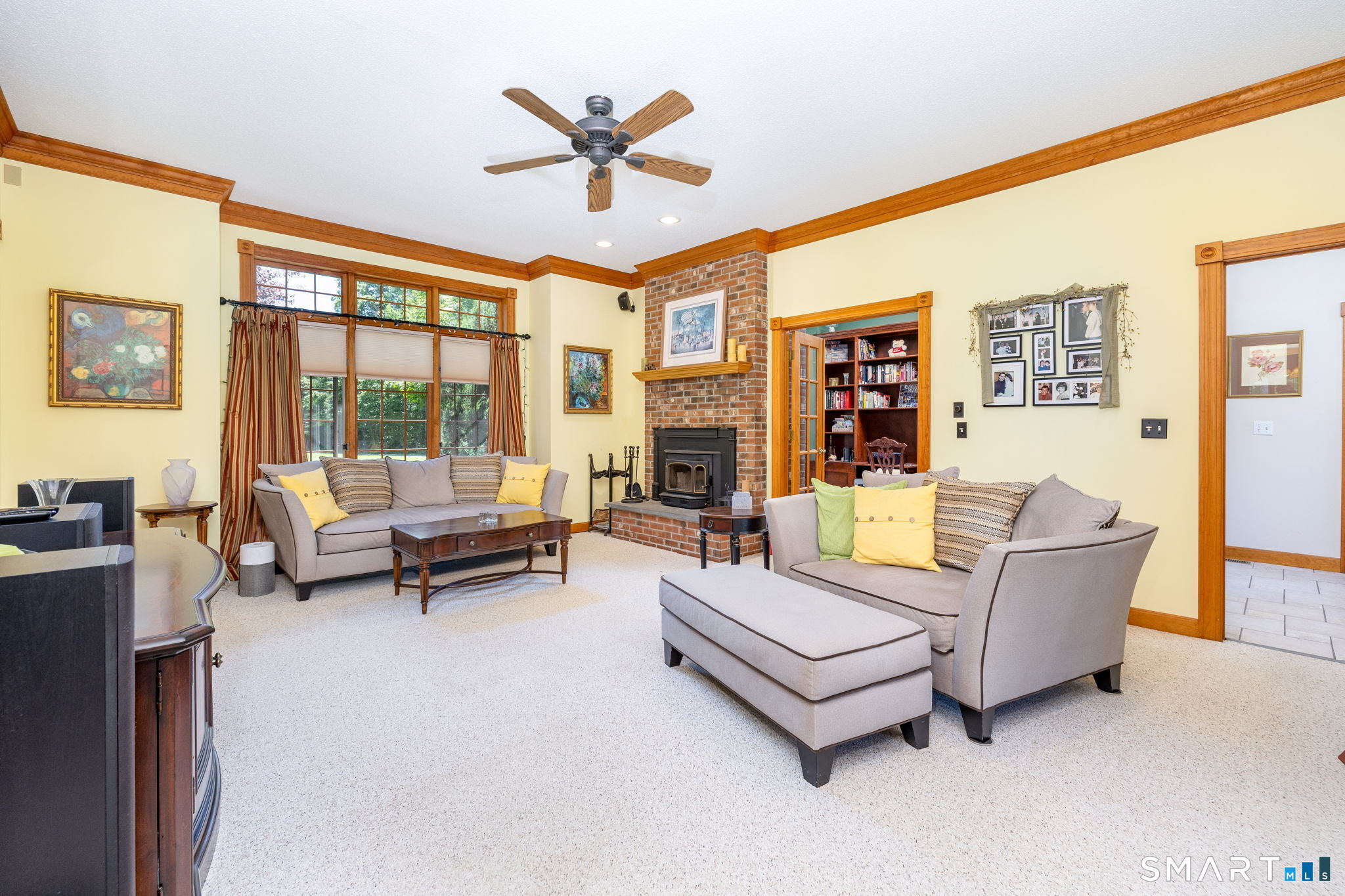 32 Oak Farms Road