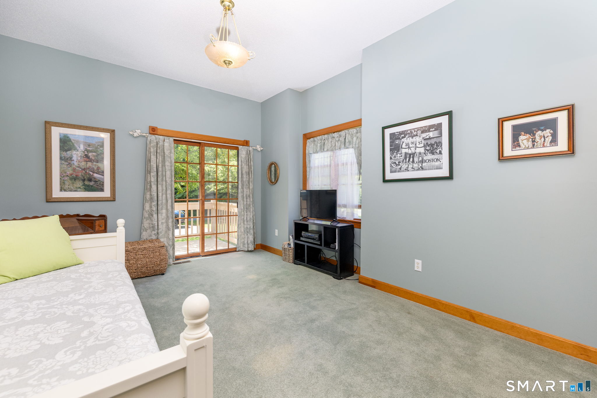 32 Oak Farms Road