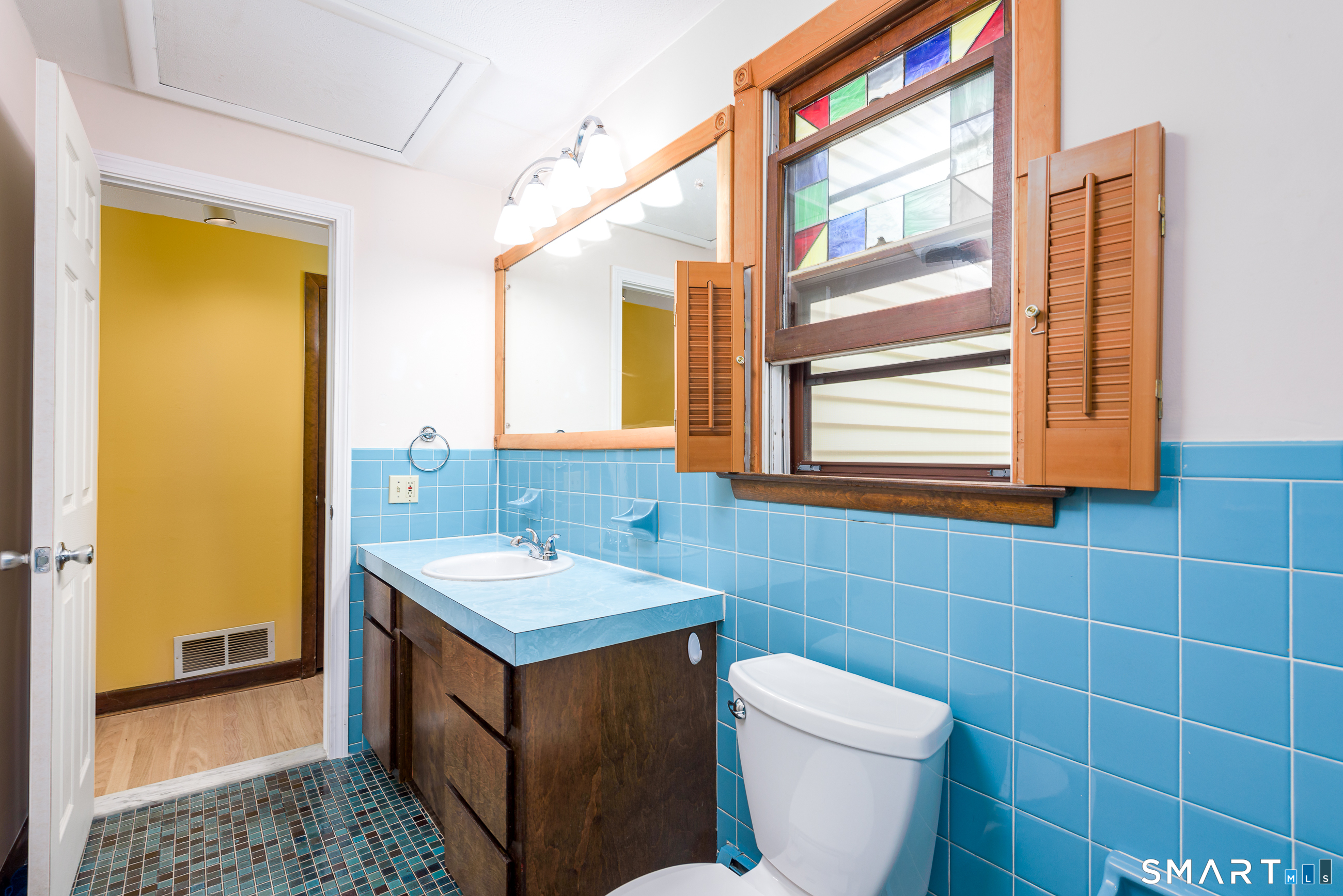 208 Rainbow Trail