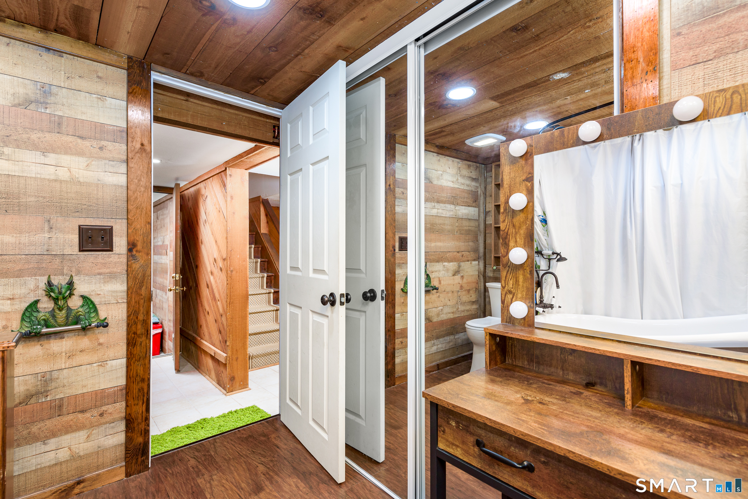 208 Rainbow Trail