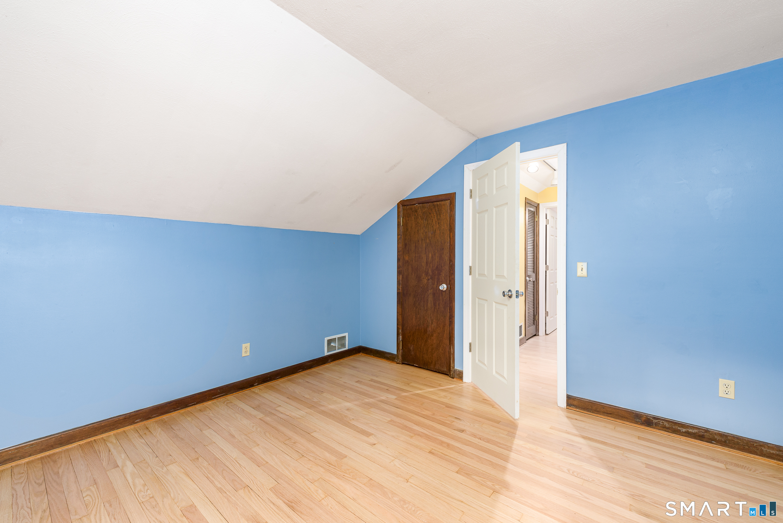 208 Rainbow Trail