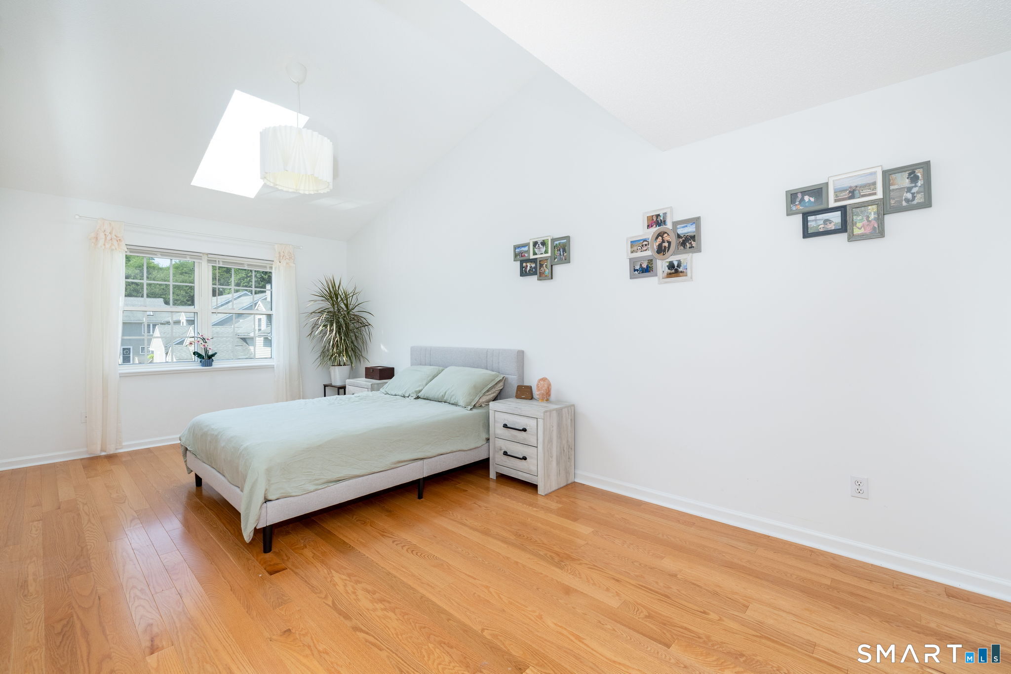 18 East Village Court Unit: 18