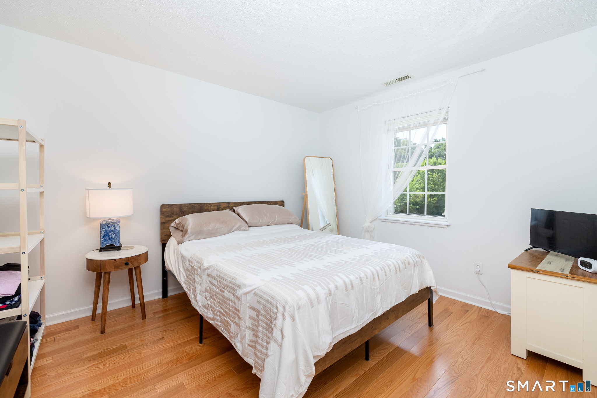 18 East Village Court Unit: 18