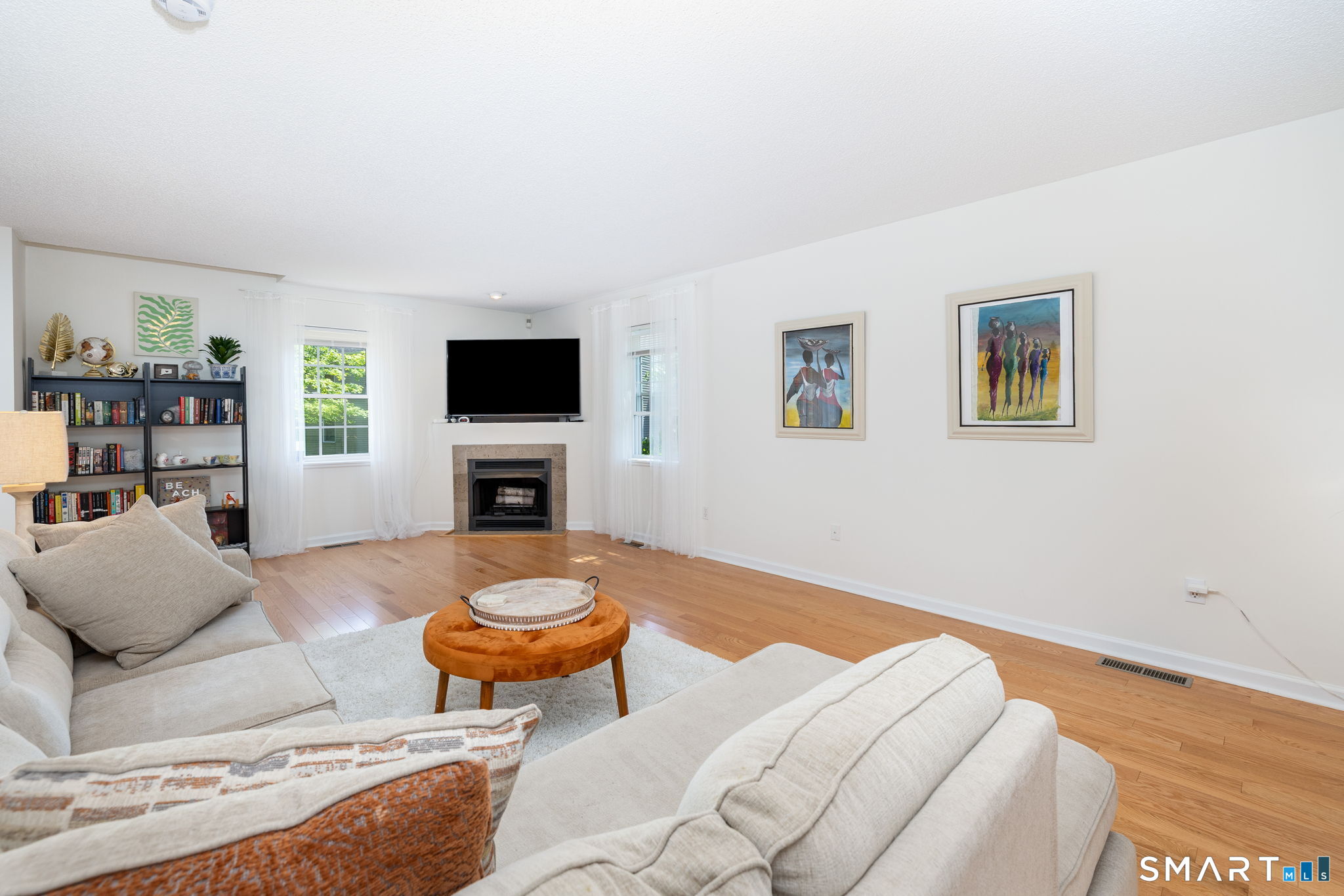 18 East Village Court Unit: 18