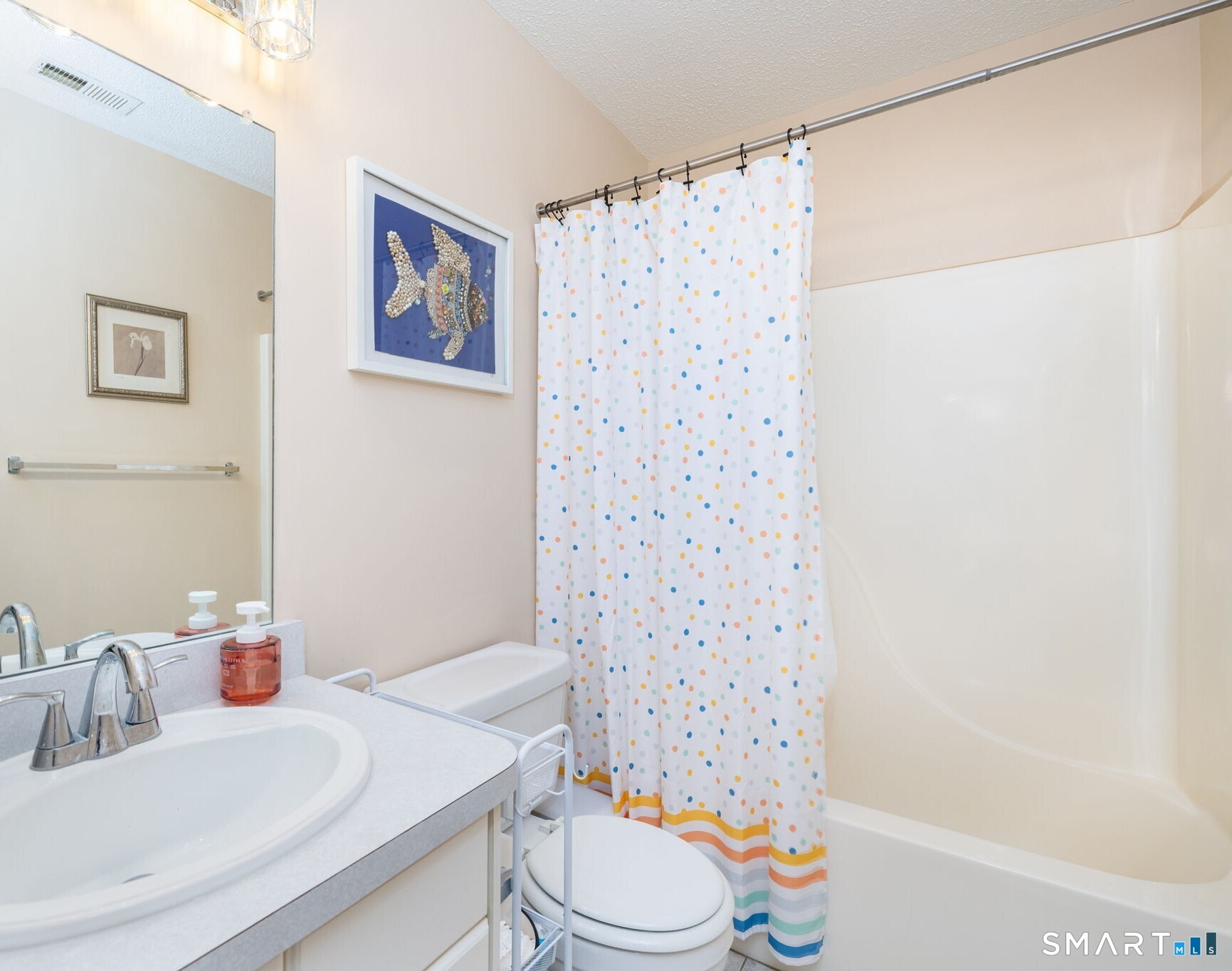 18 East Village Court Unit: 18