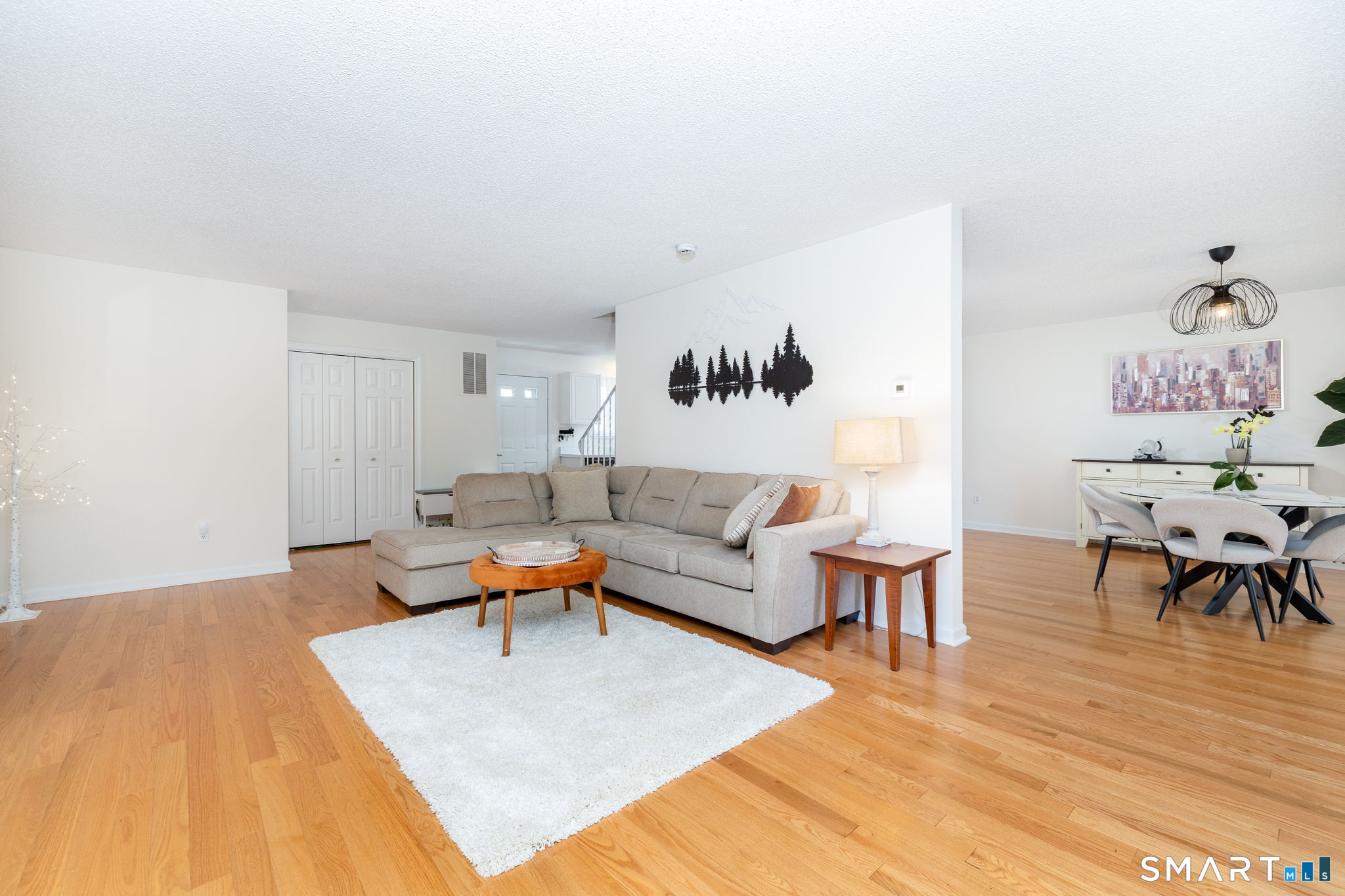 18 East Village Court Unit: 18