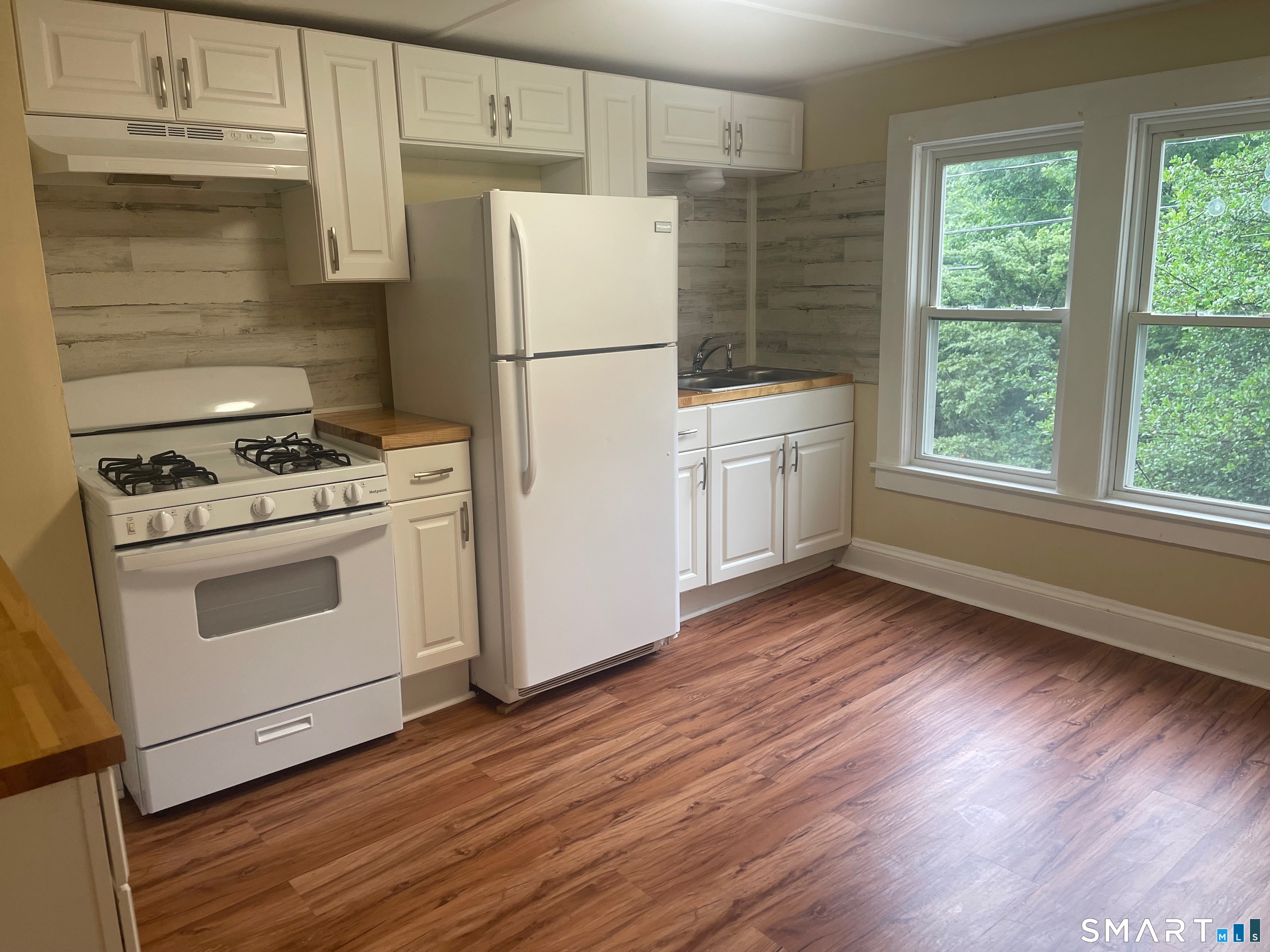42 Fisher Hill Road Unit: 2