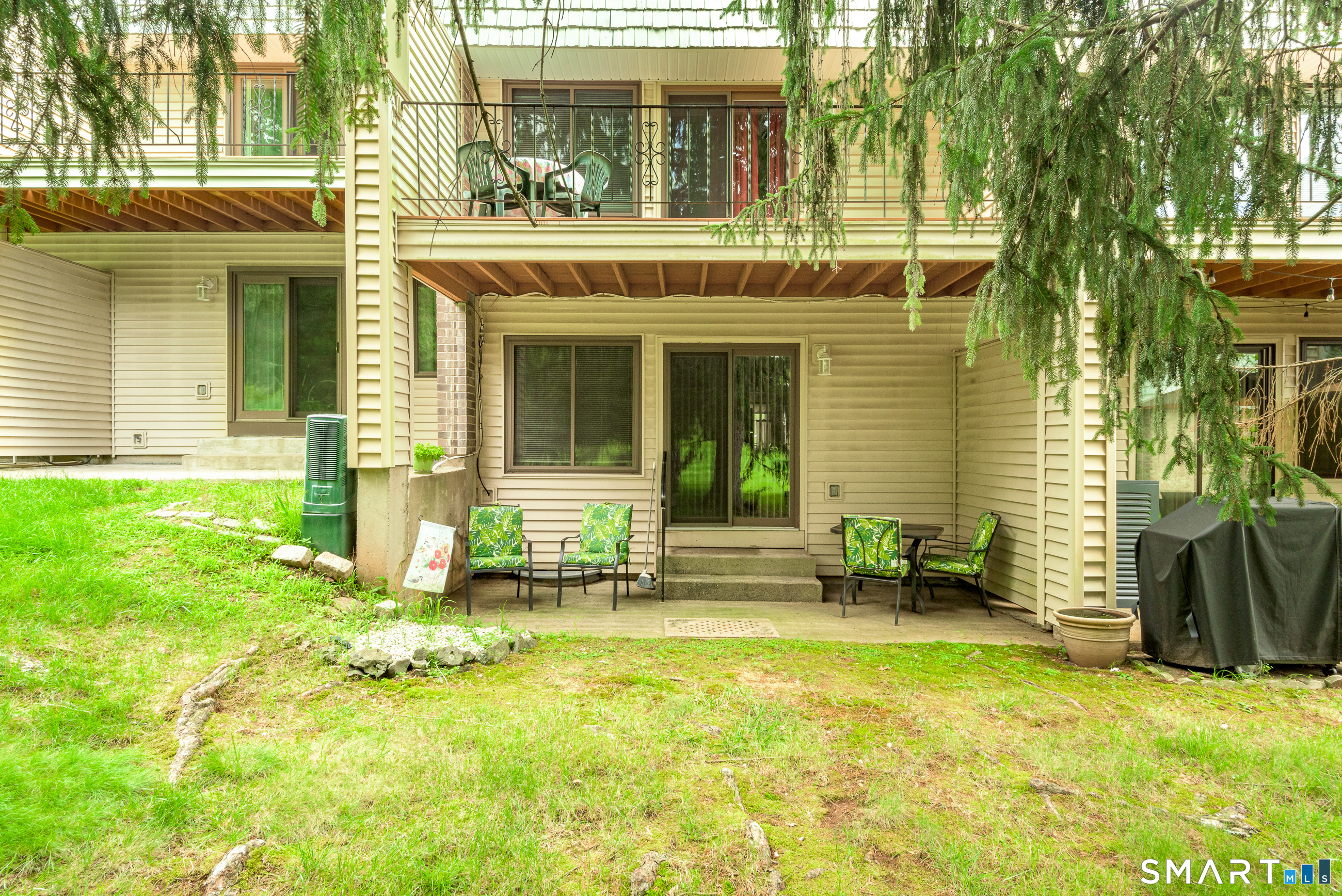 9 Hemlock Court Unit: 9