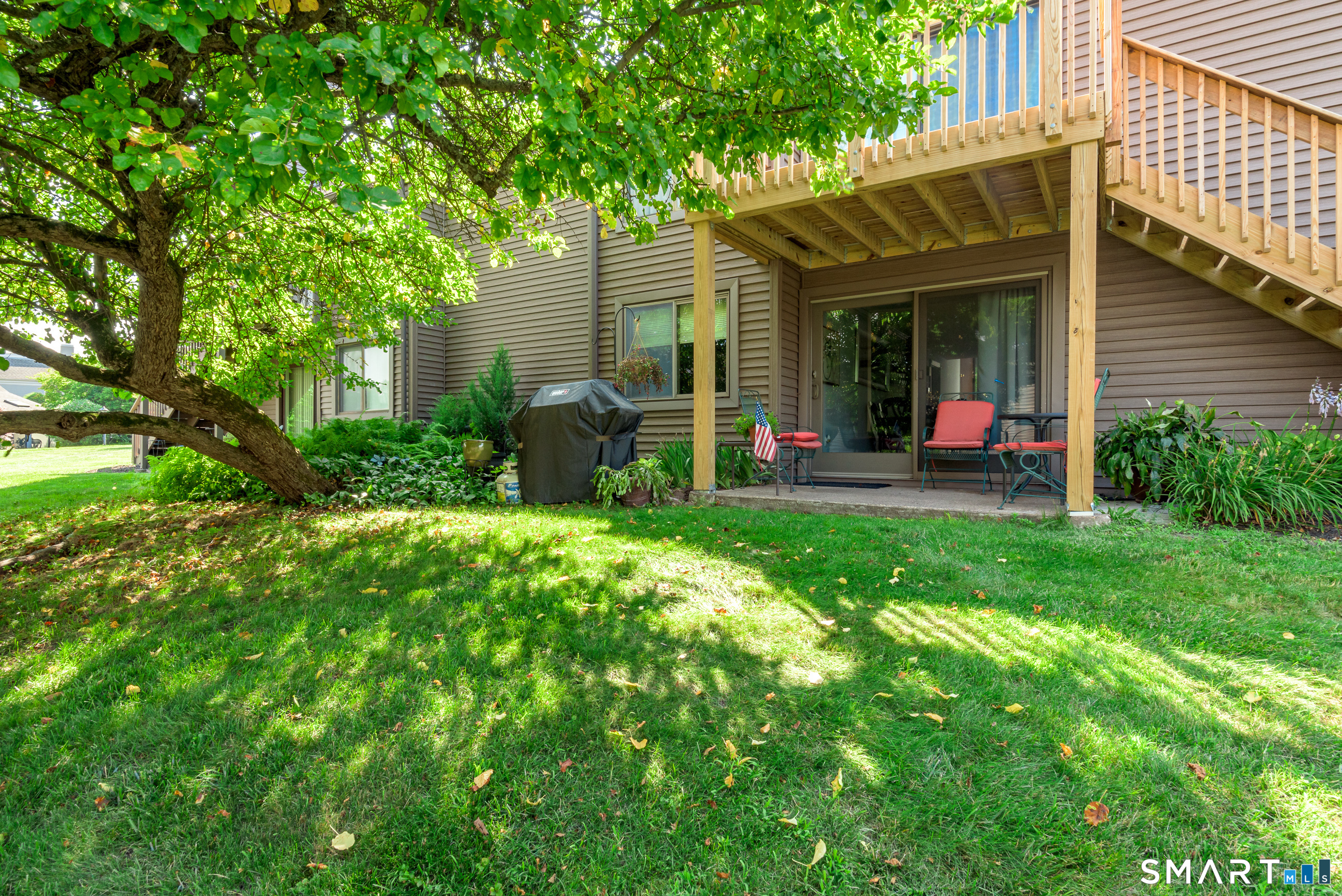 15 Hollister Way North Unit: 15