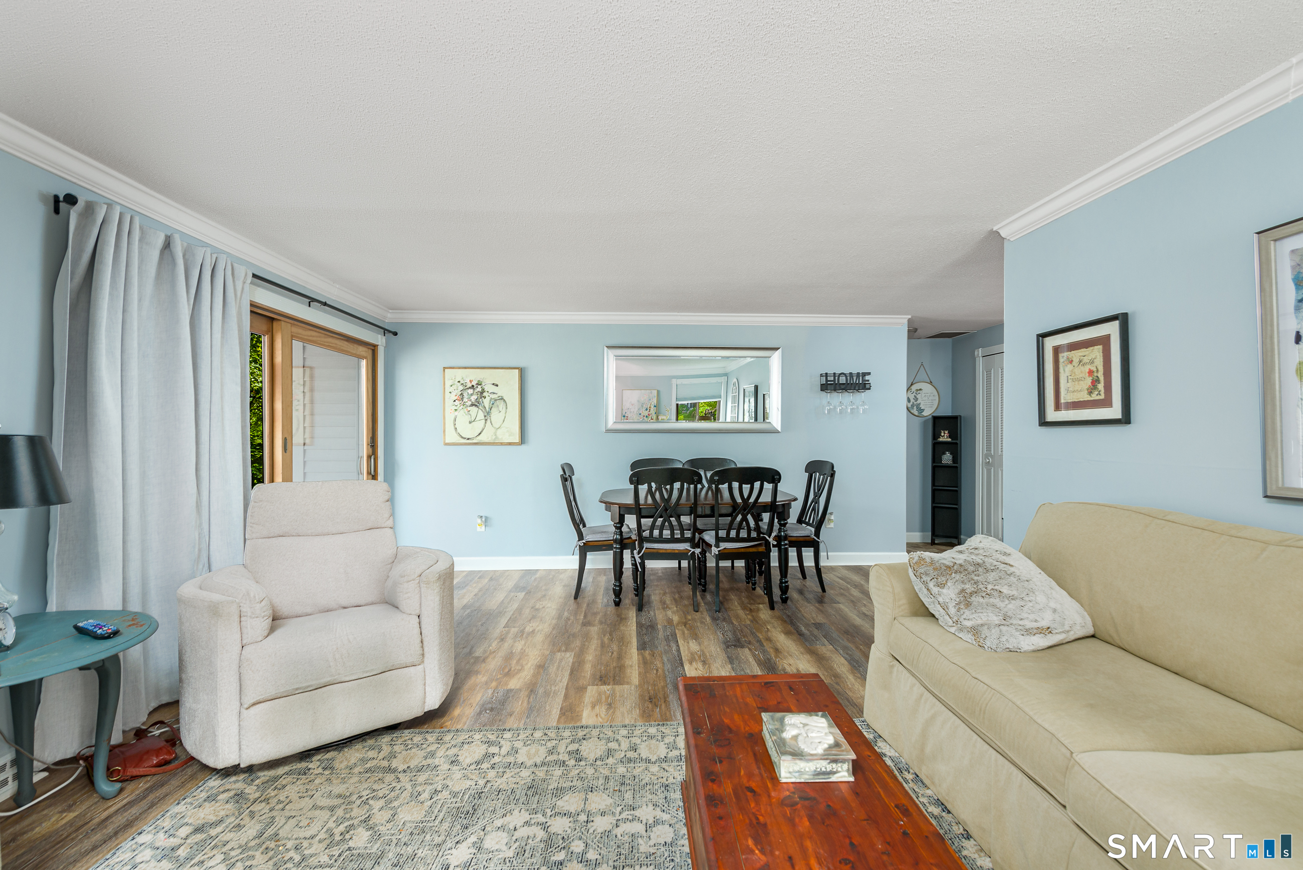 15 Hollister Way North Unit: 15